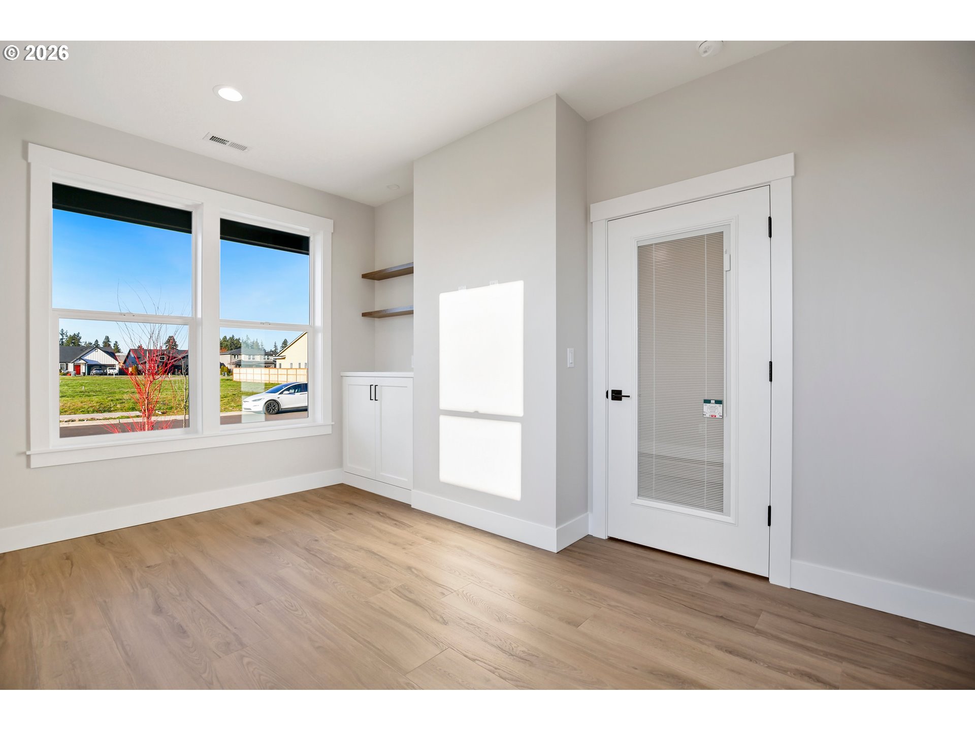 property viewer photo 11