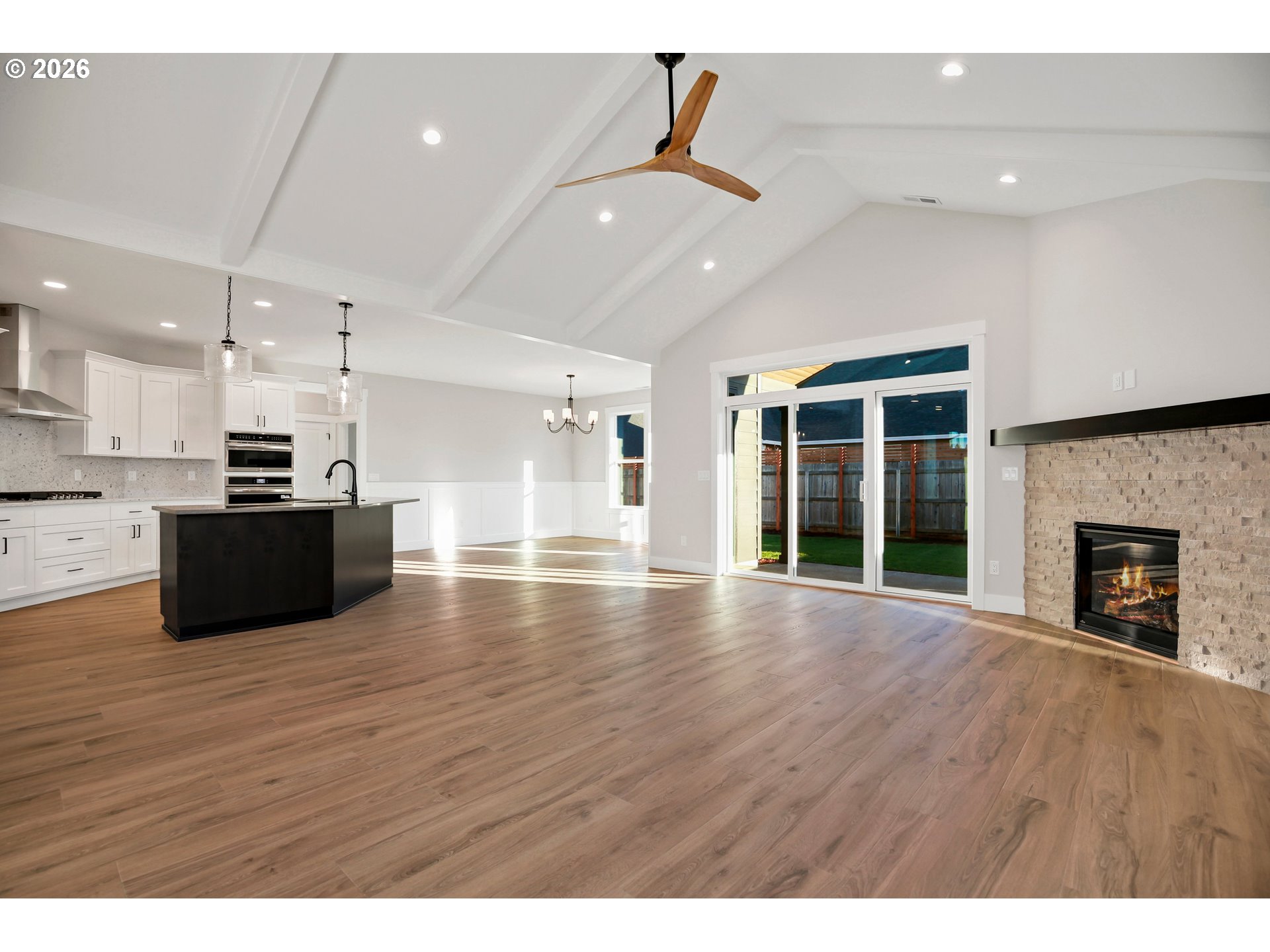 property viewer photo 4