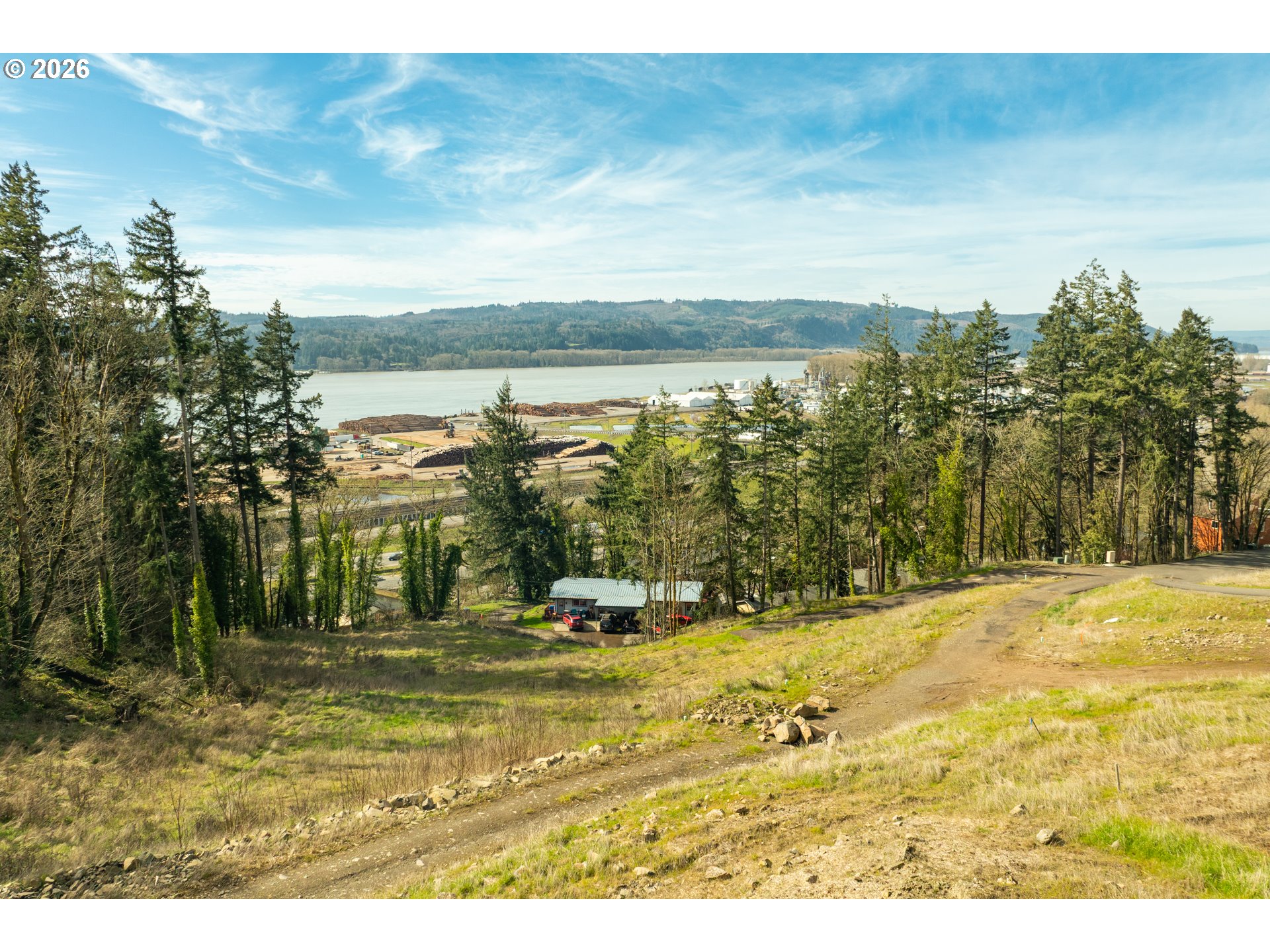 main property photo 10