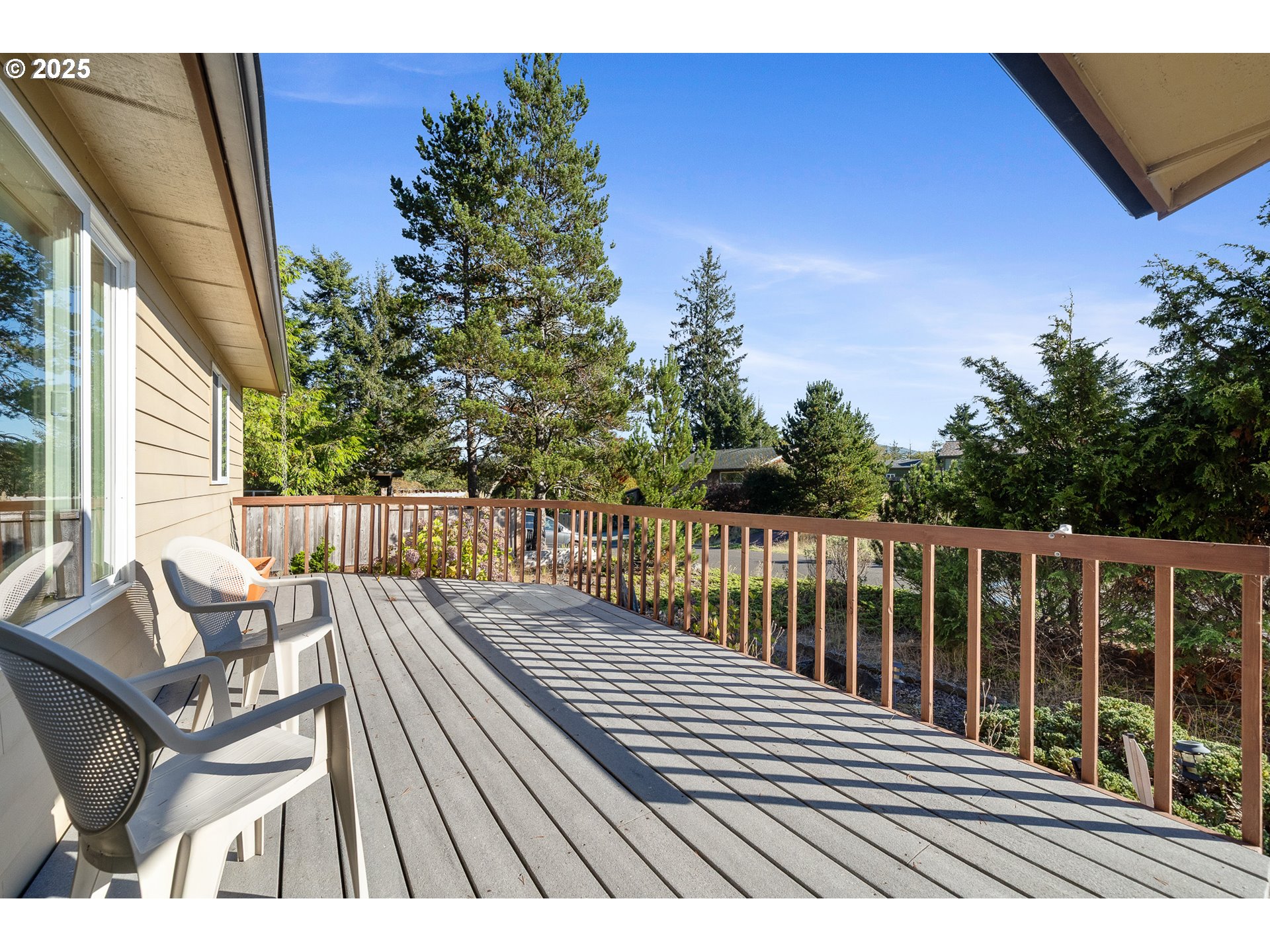 property viewer photo 1