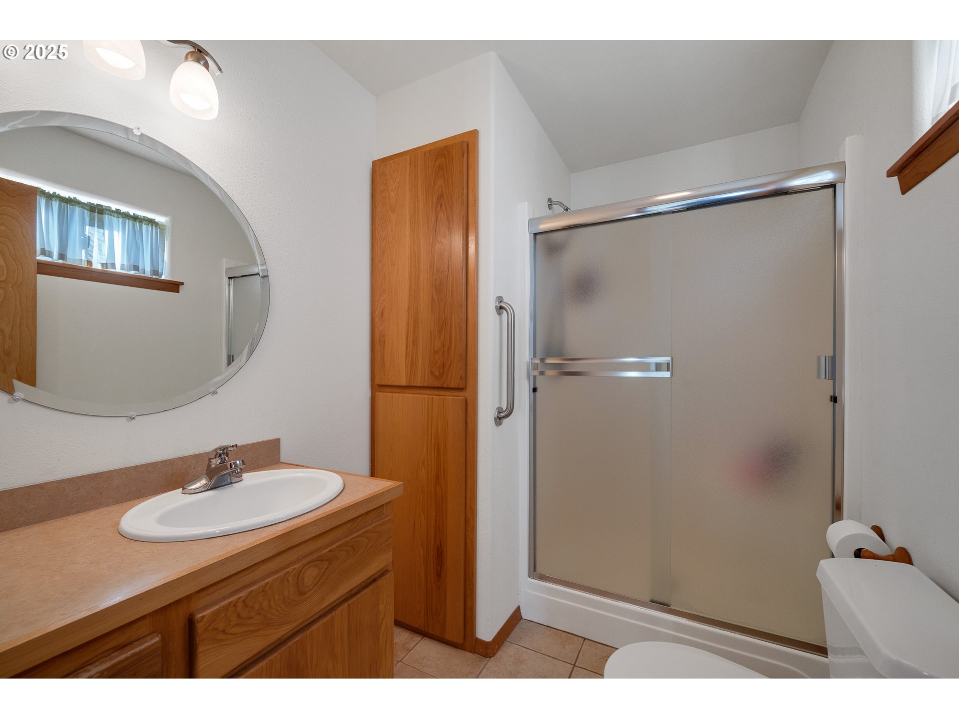 property viewer photo 12