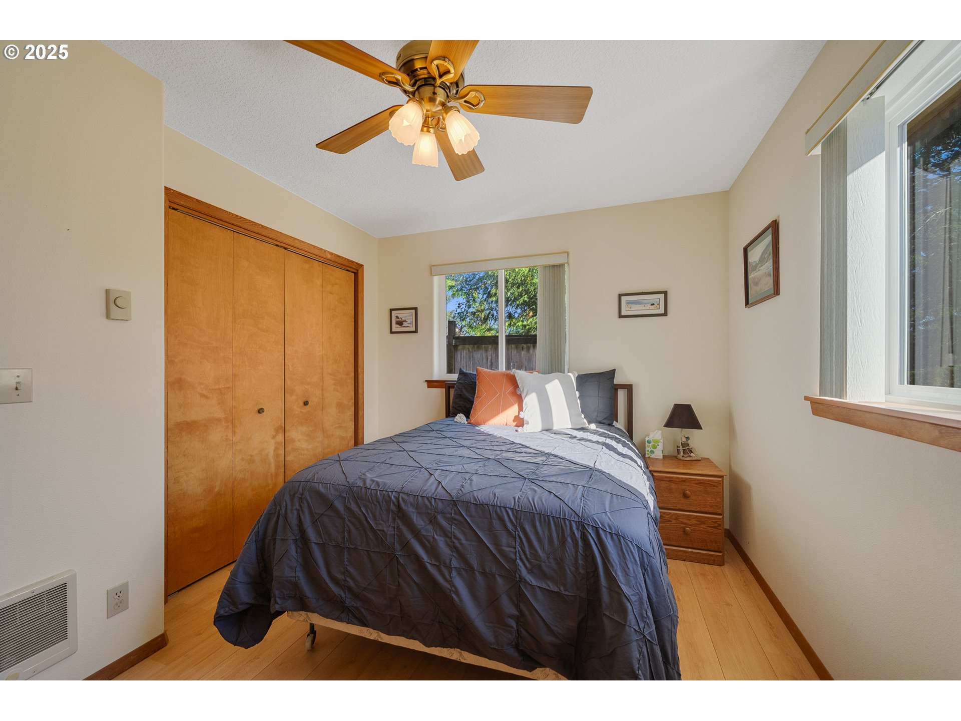 property viewer photo 14