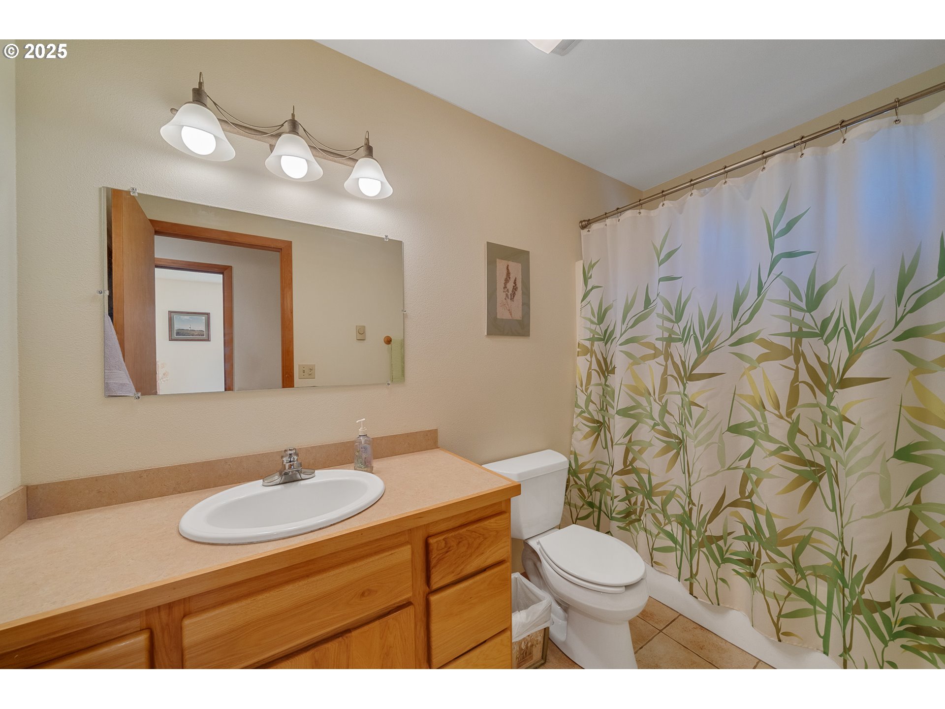 property viewer photo 15