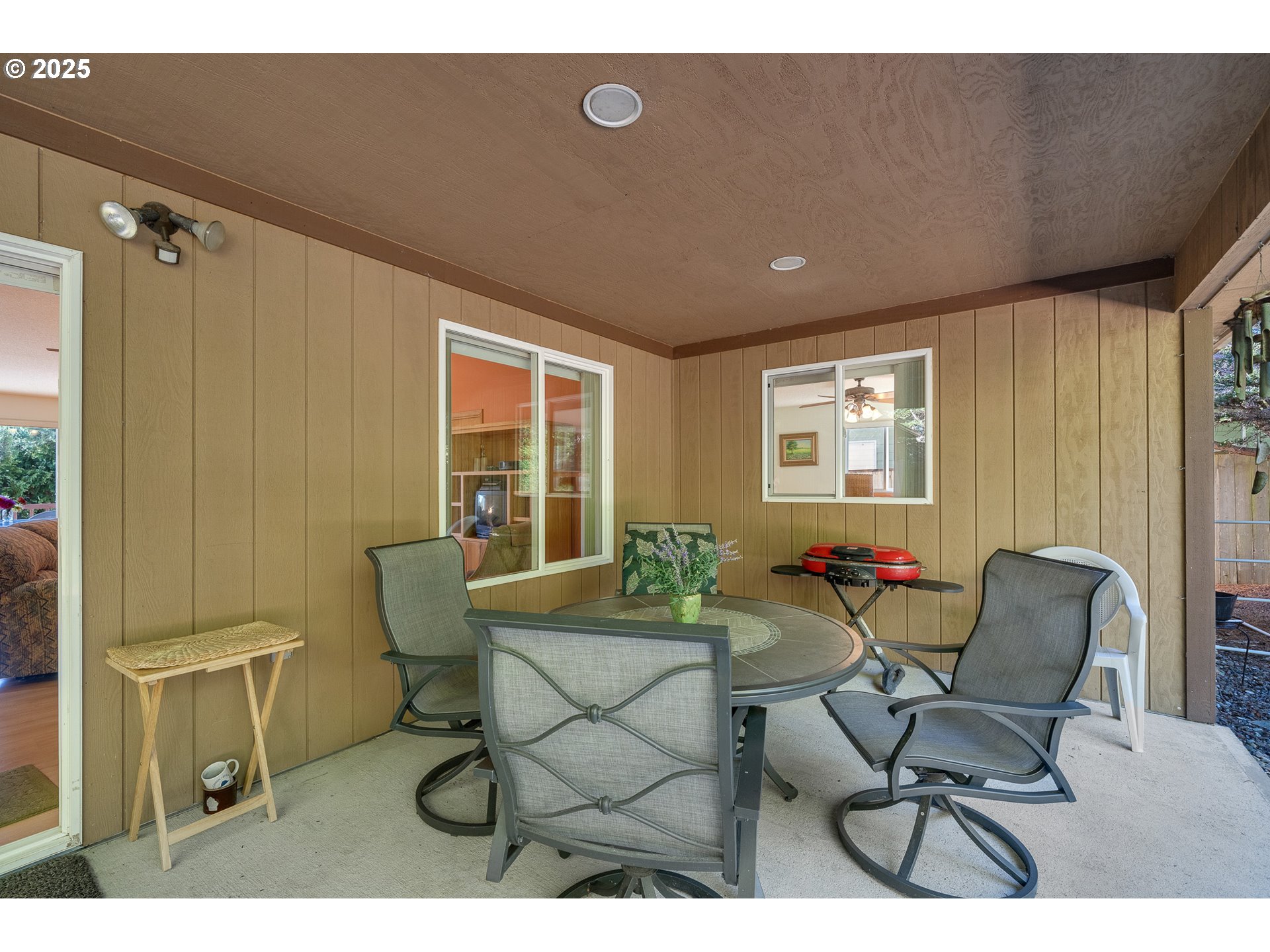 property viewer photo 19