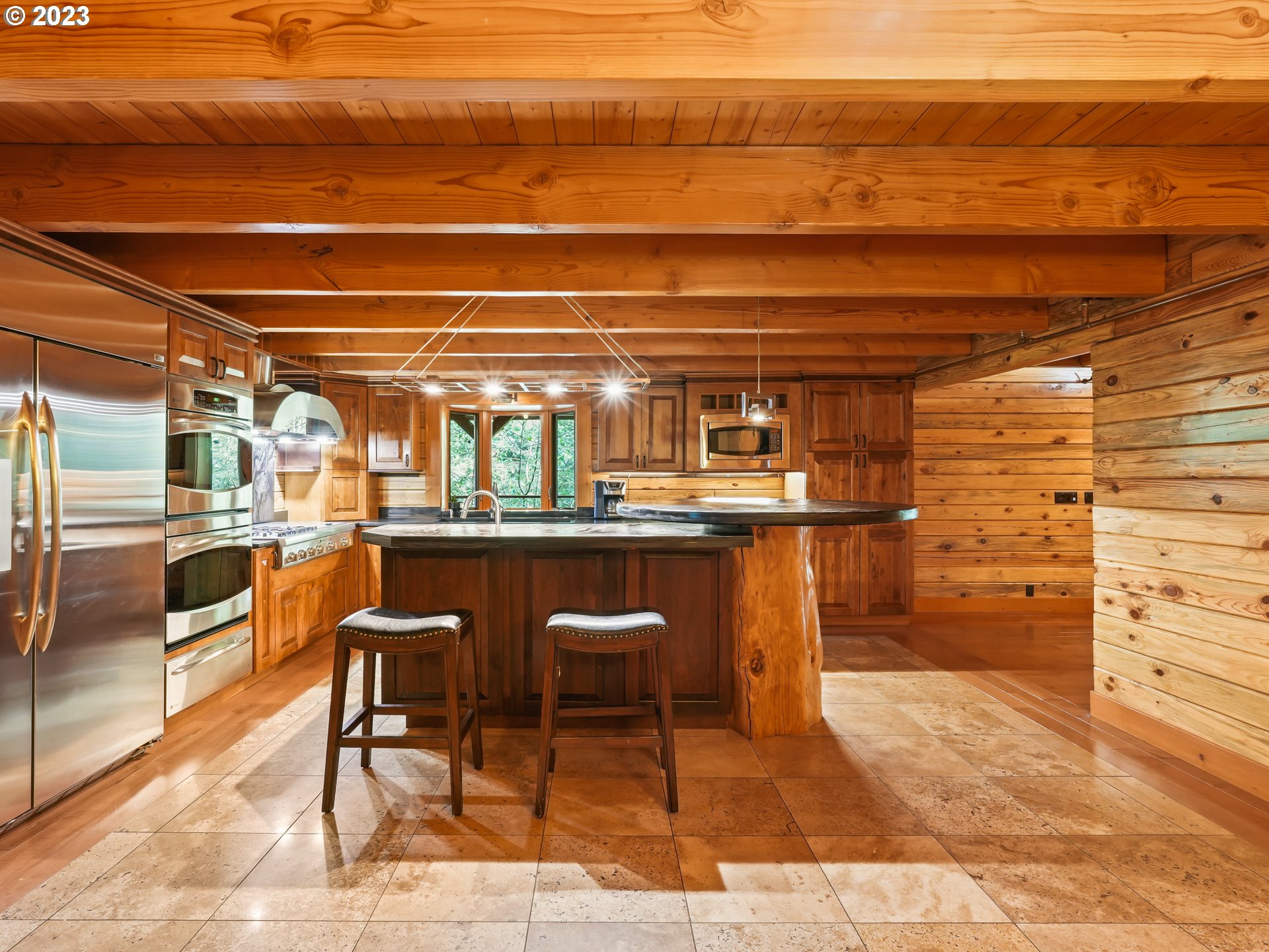 property viewer photo 12