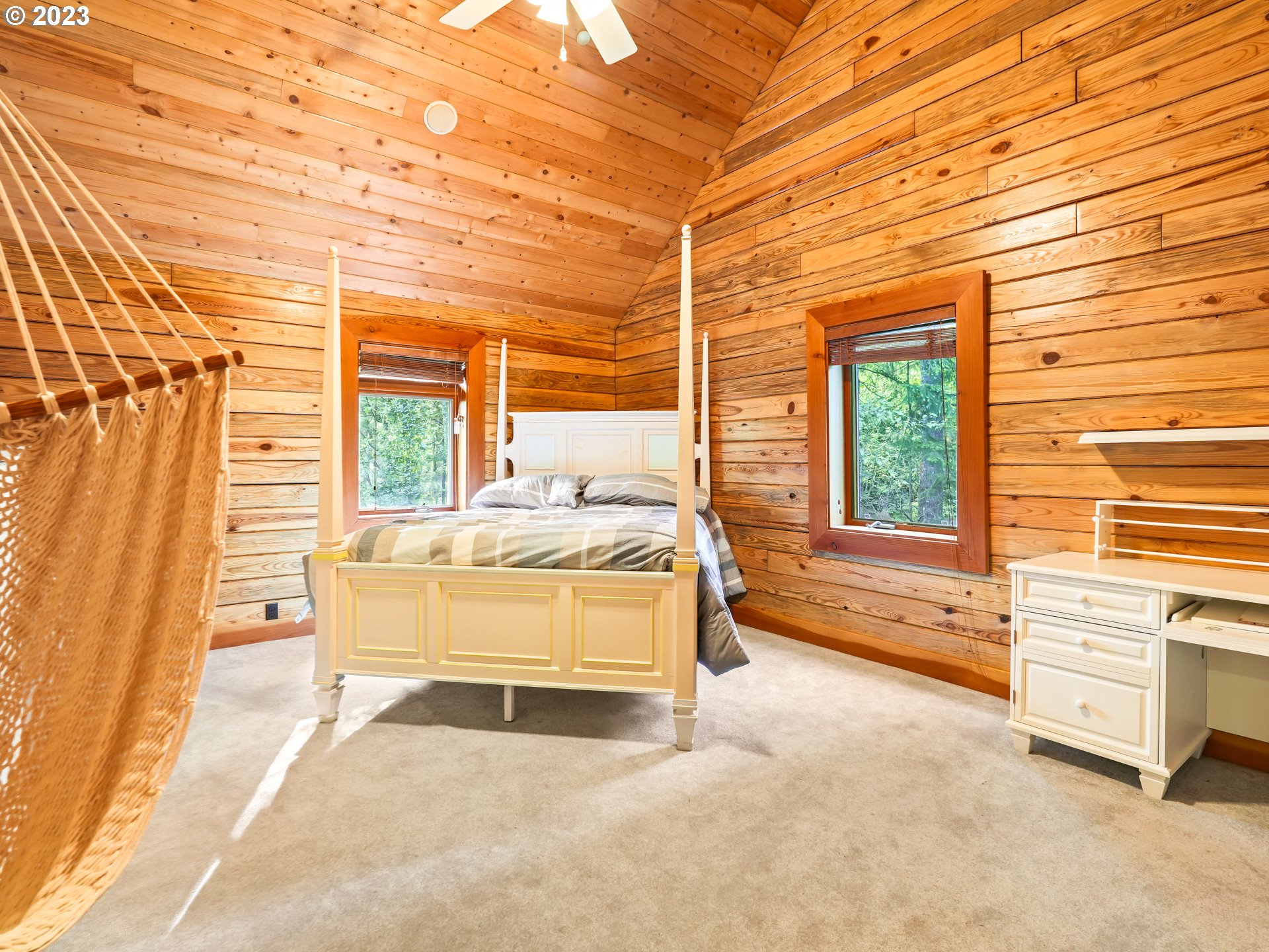 property viewer photo 17