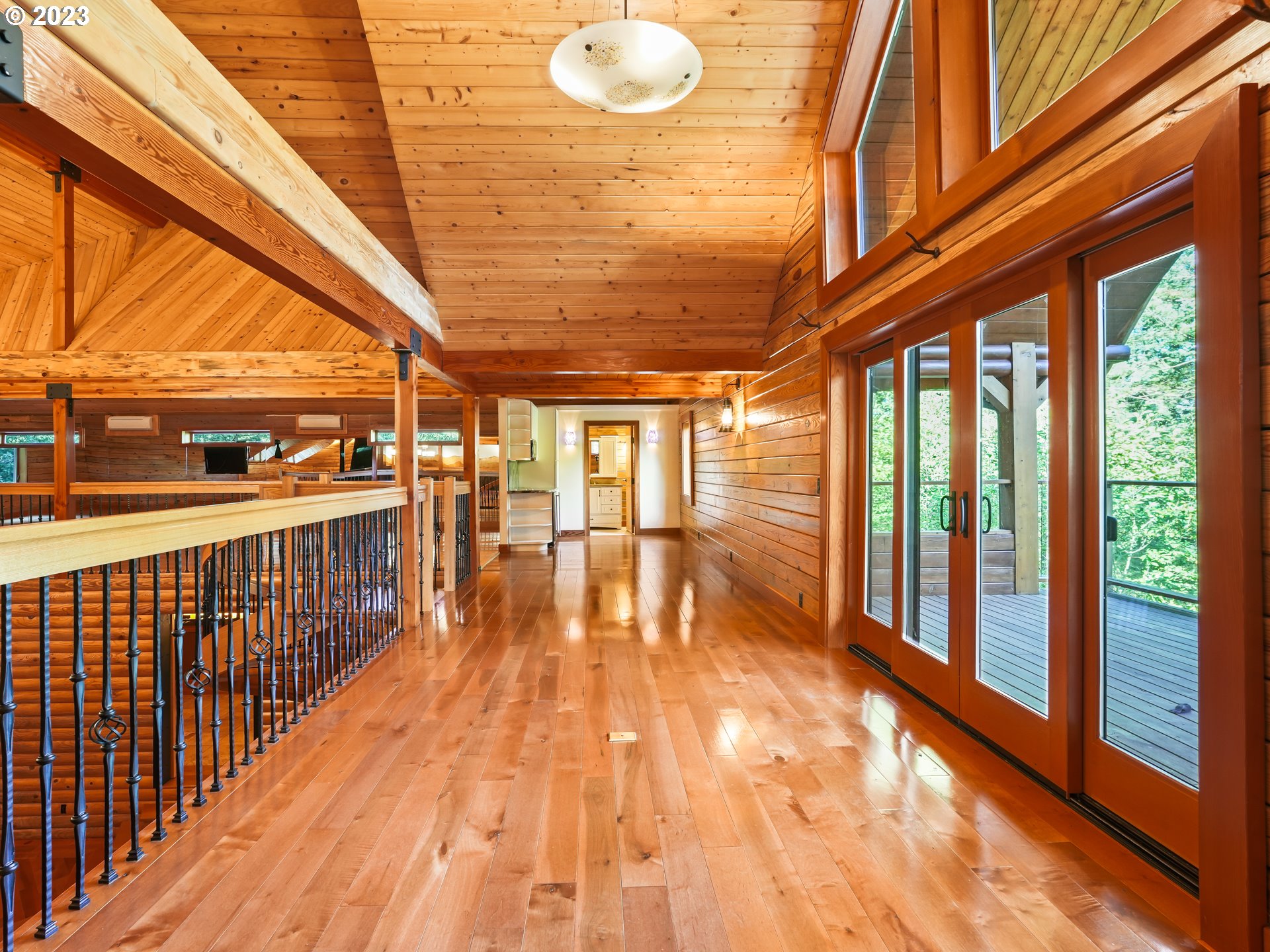property viewer photo 18