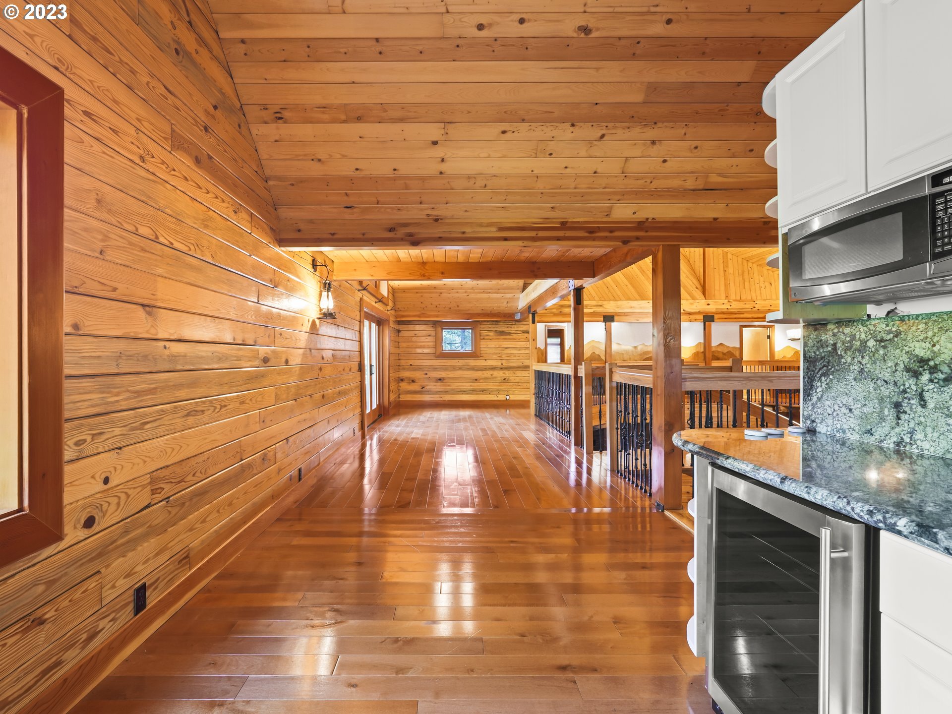 property viewer photo 20