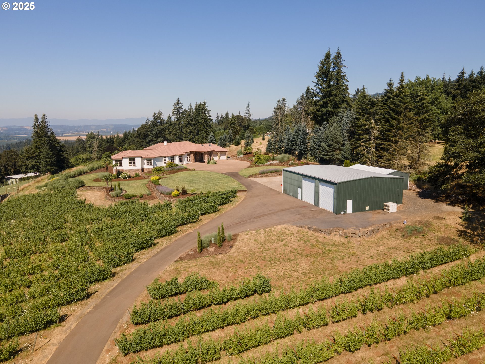 main property photo 39