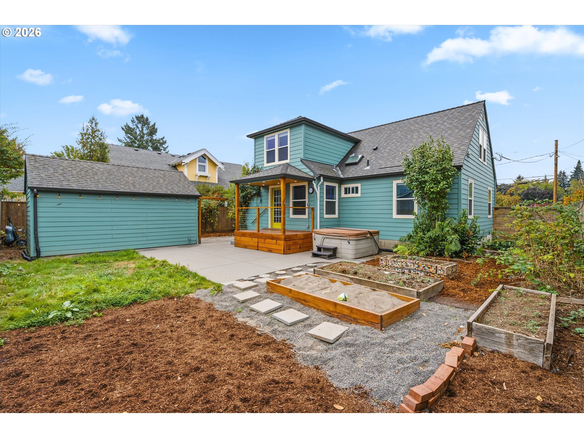 main property photo 45
