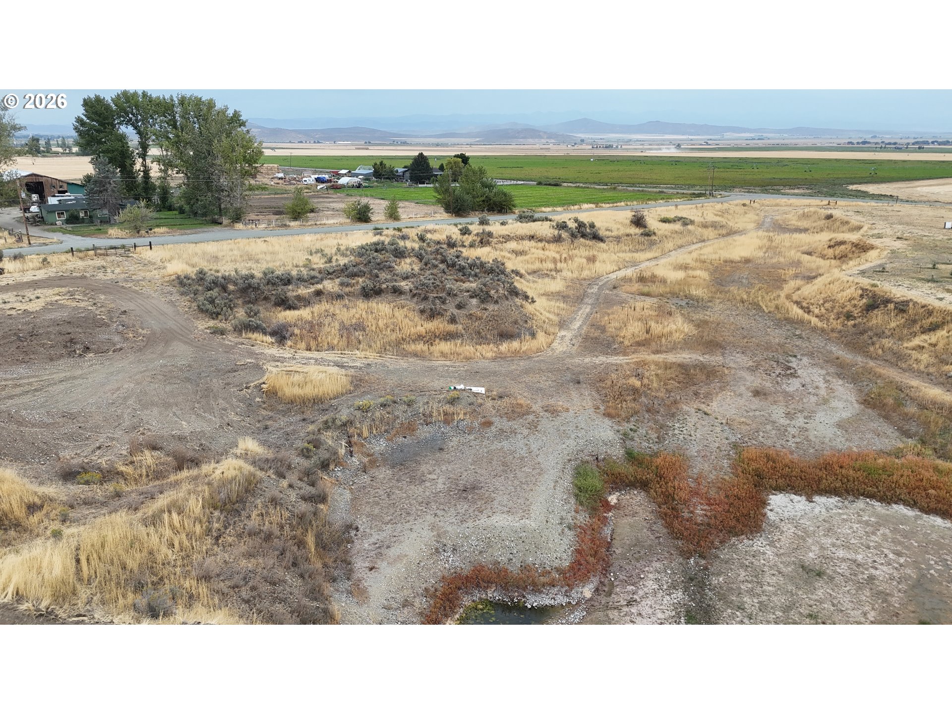 main property photo 11