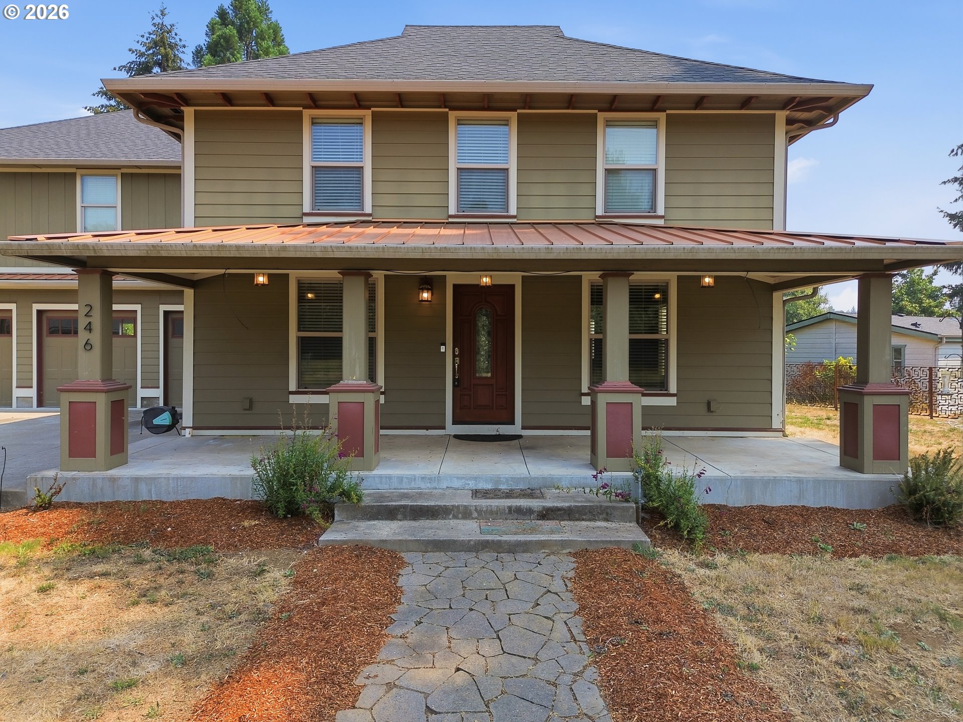 main property photo 2