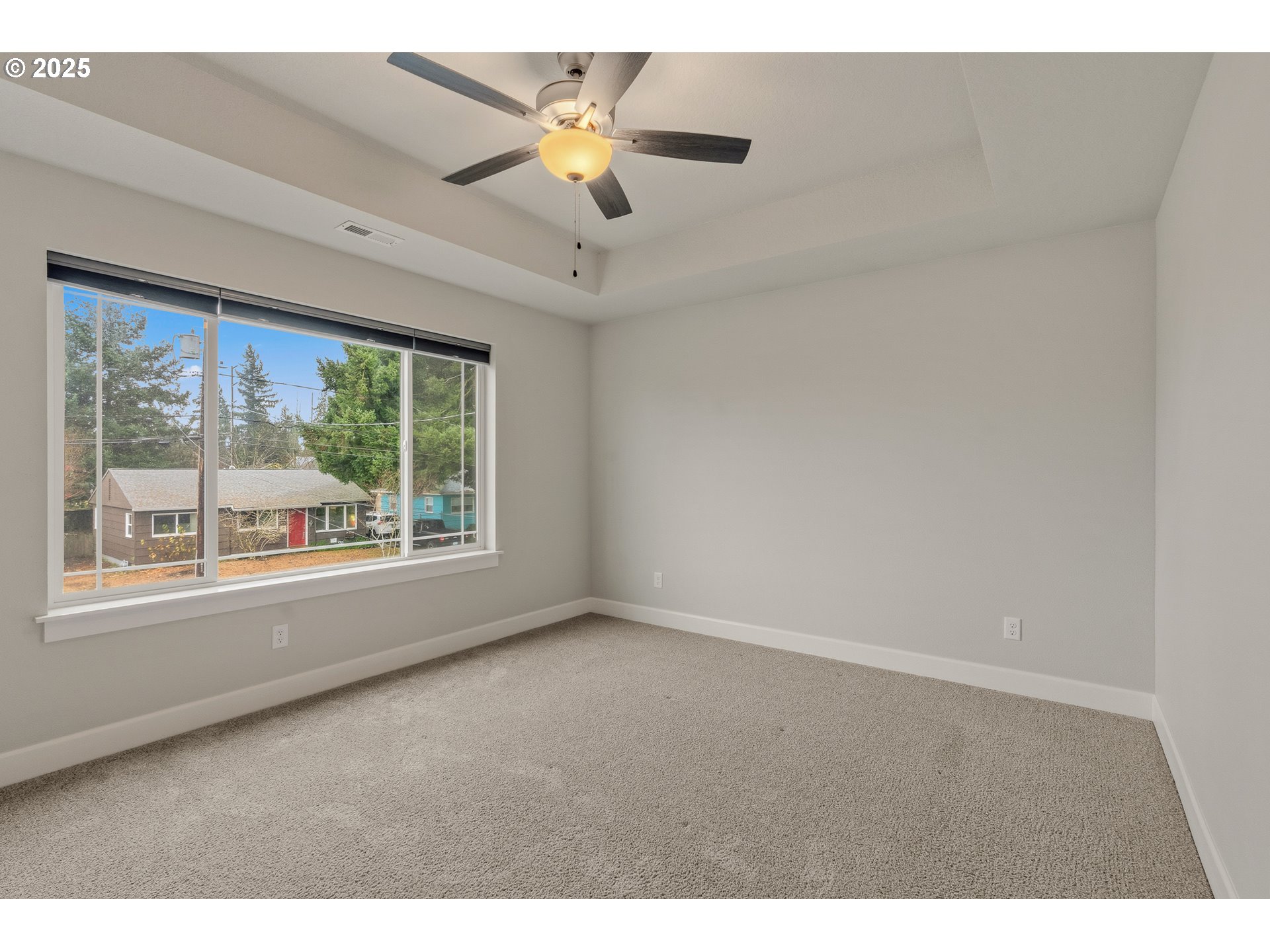 property viewer photo 22