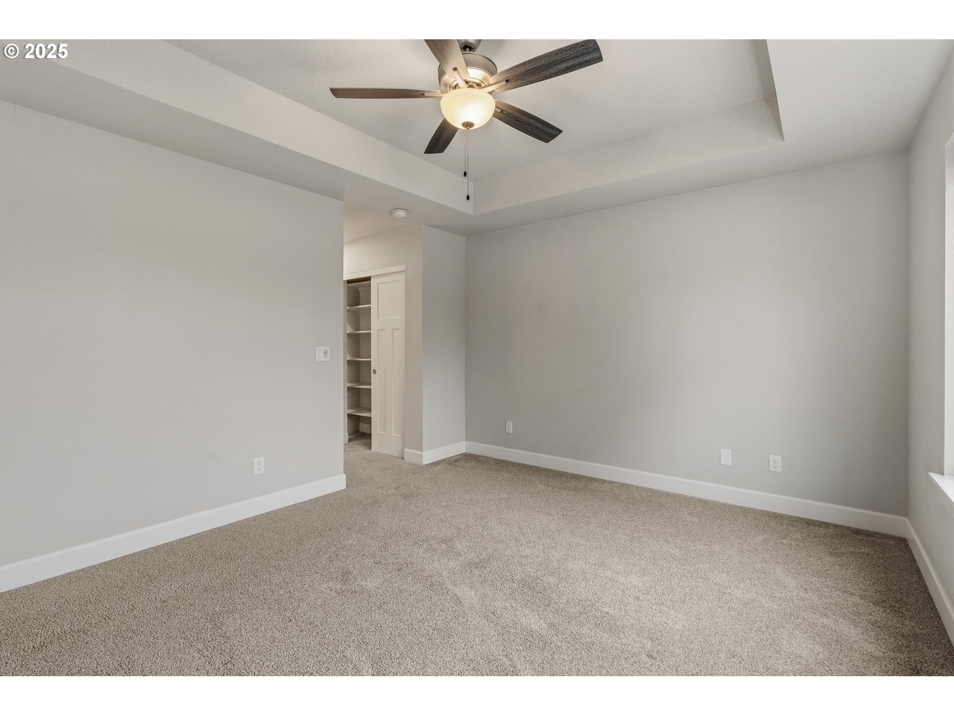 property viewer photo 24
