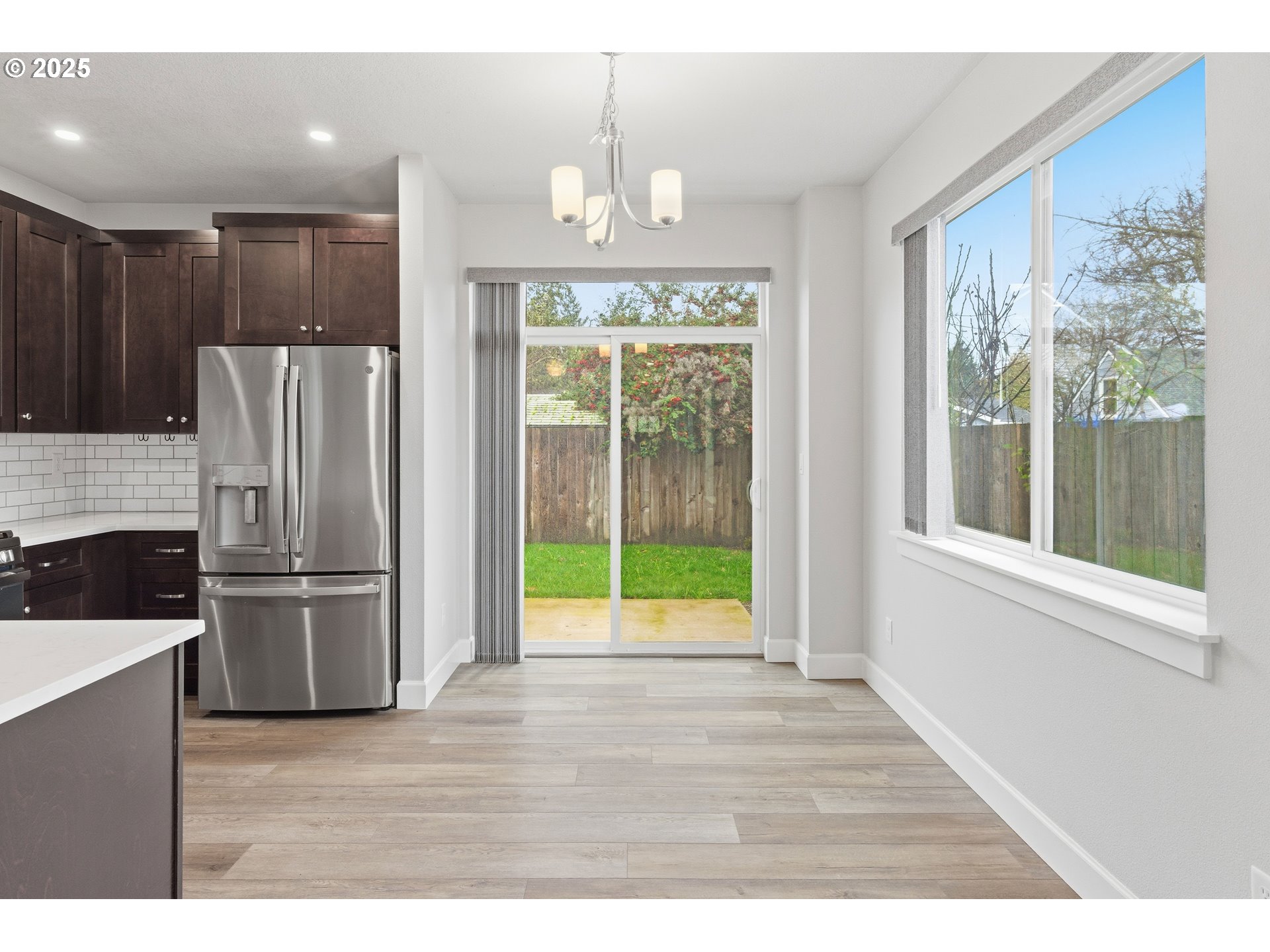 property viewer photo 7