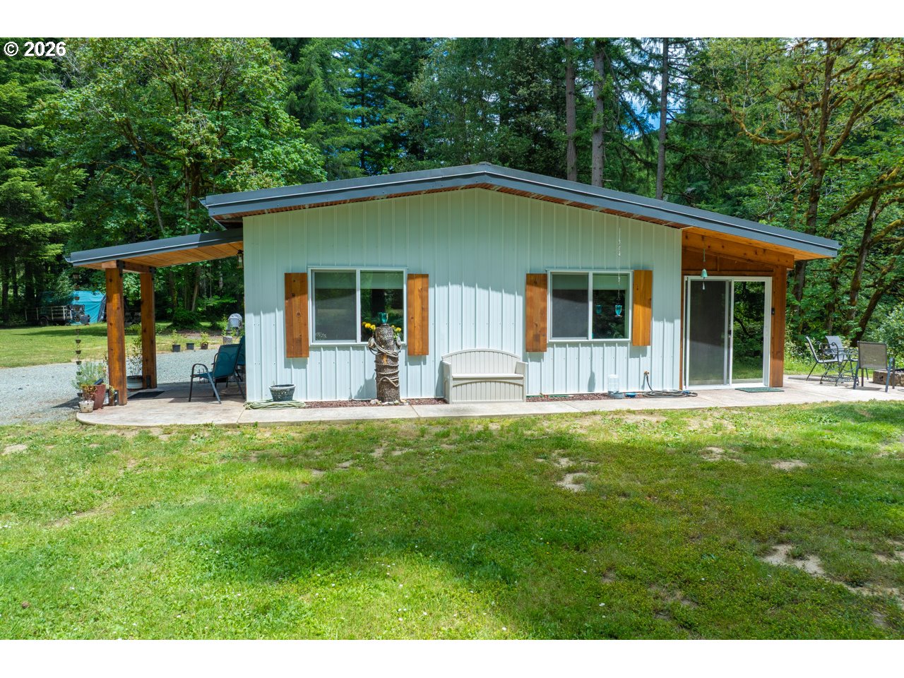 main property photo 2