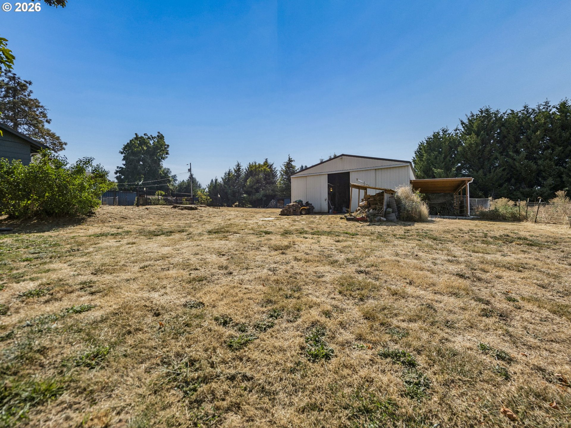 main property photo 44