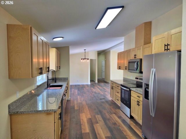 main property photo 9