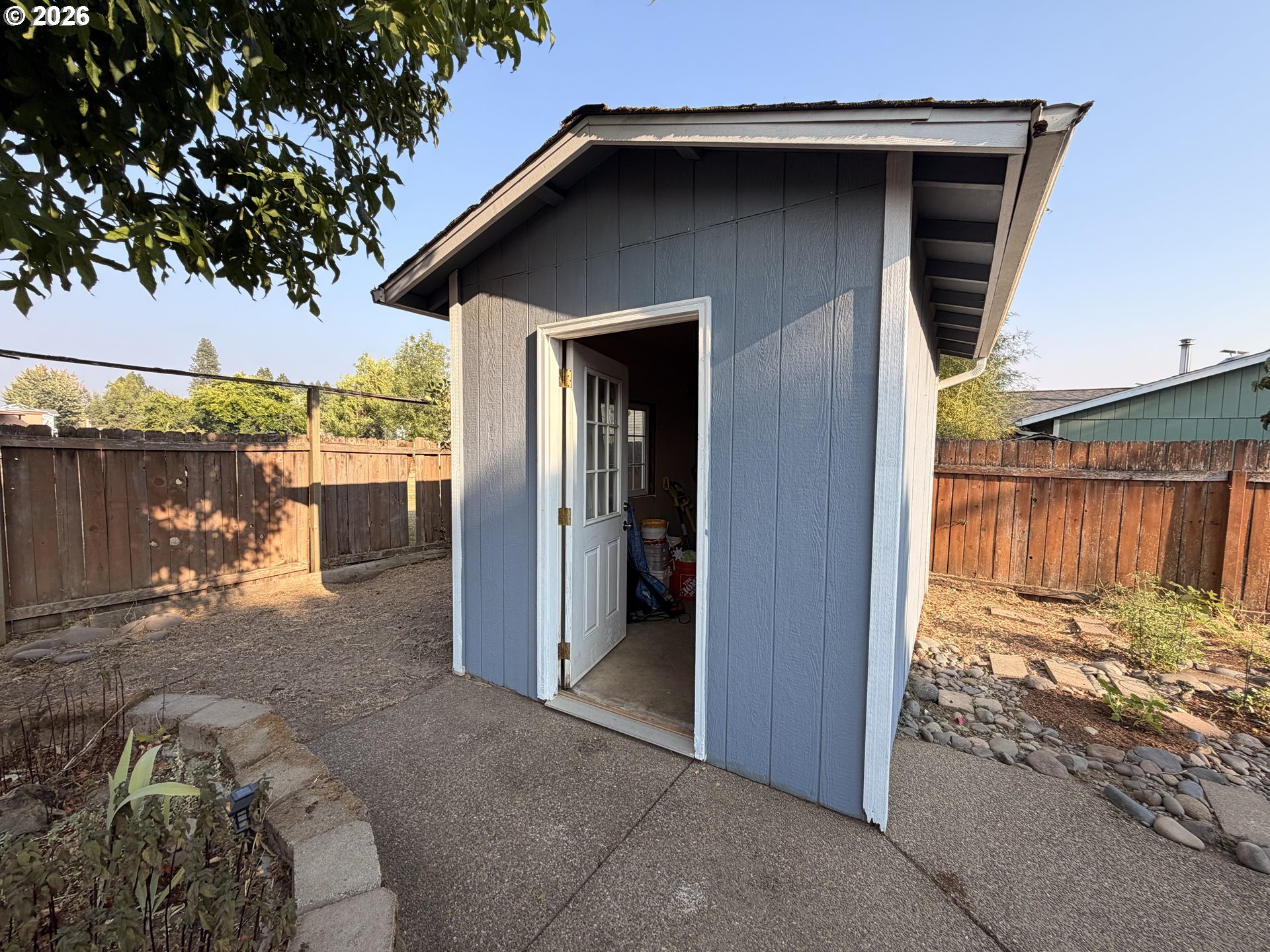 main property photo 33