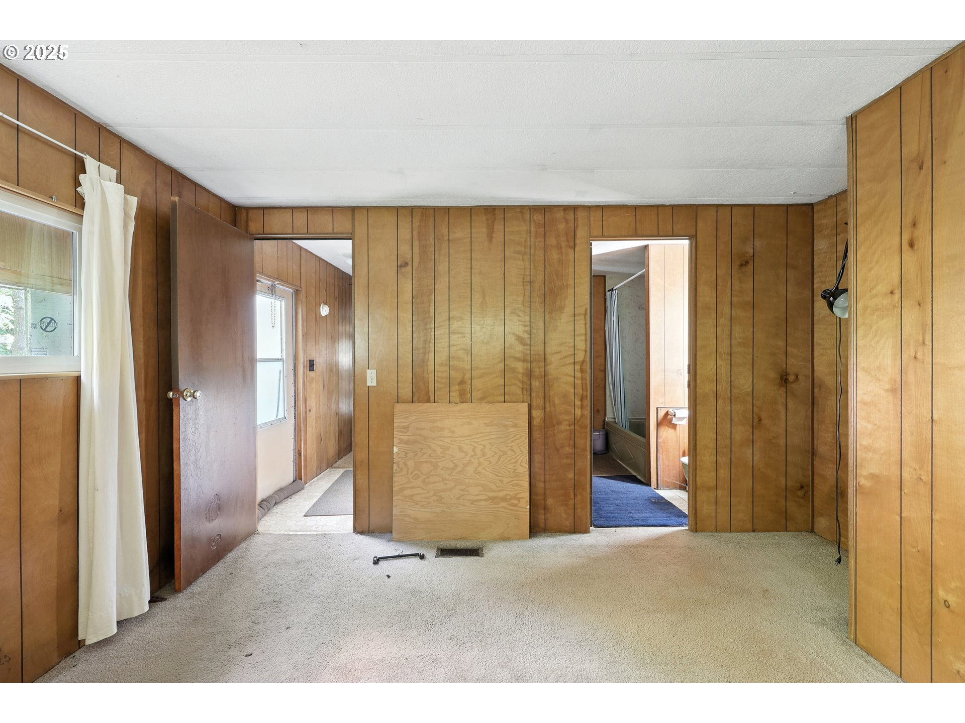 property viewer photo 19