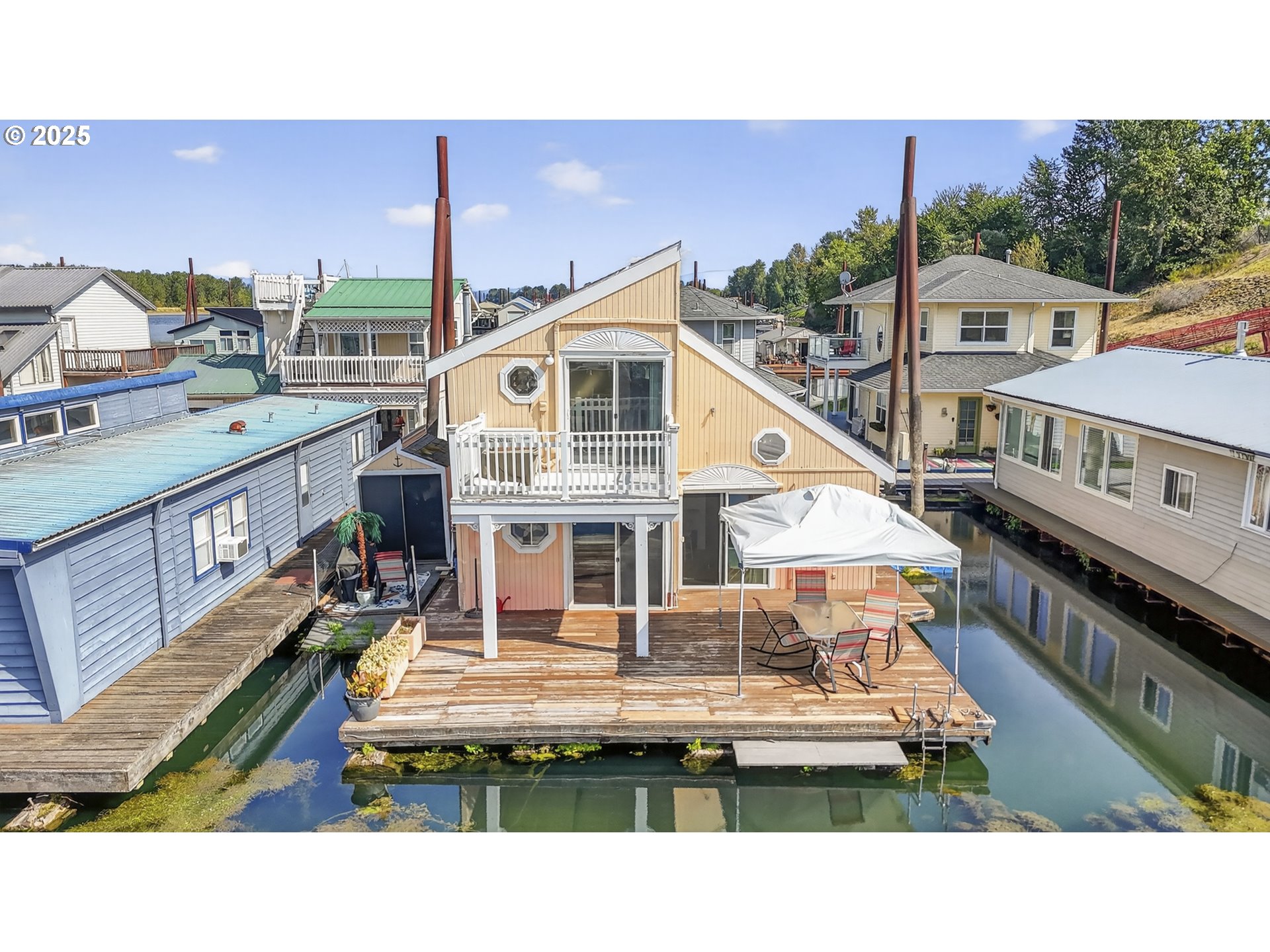 main property photo 29