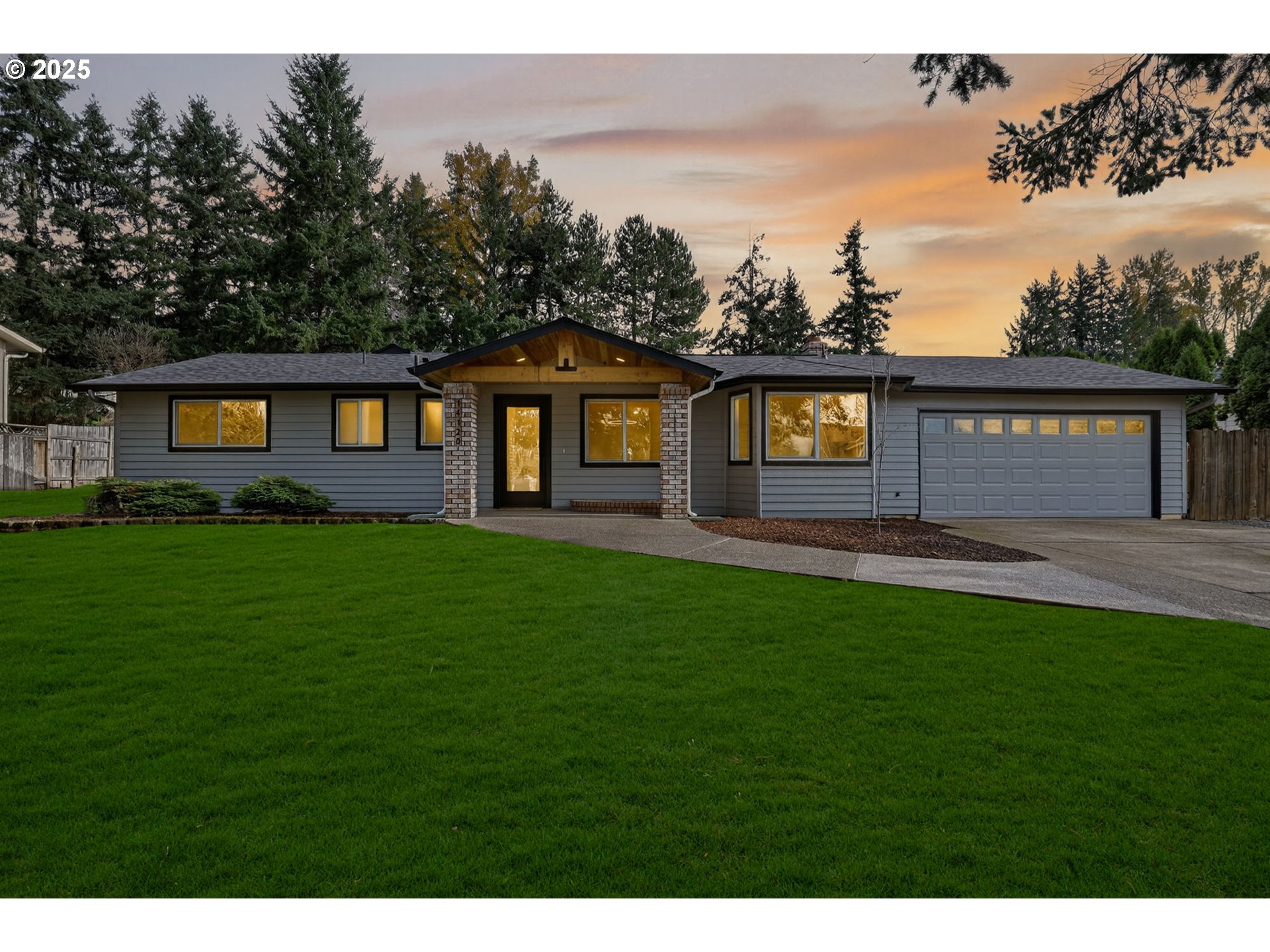 property viewer photo 1