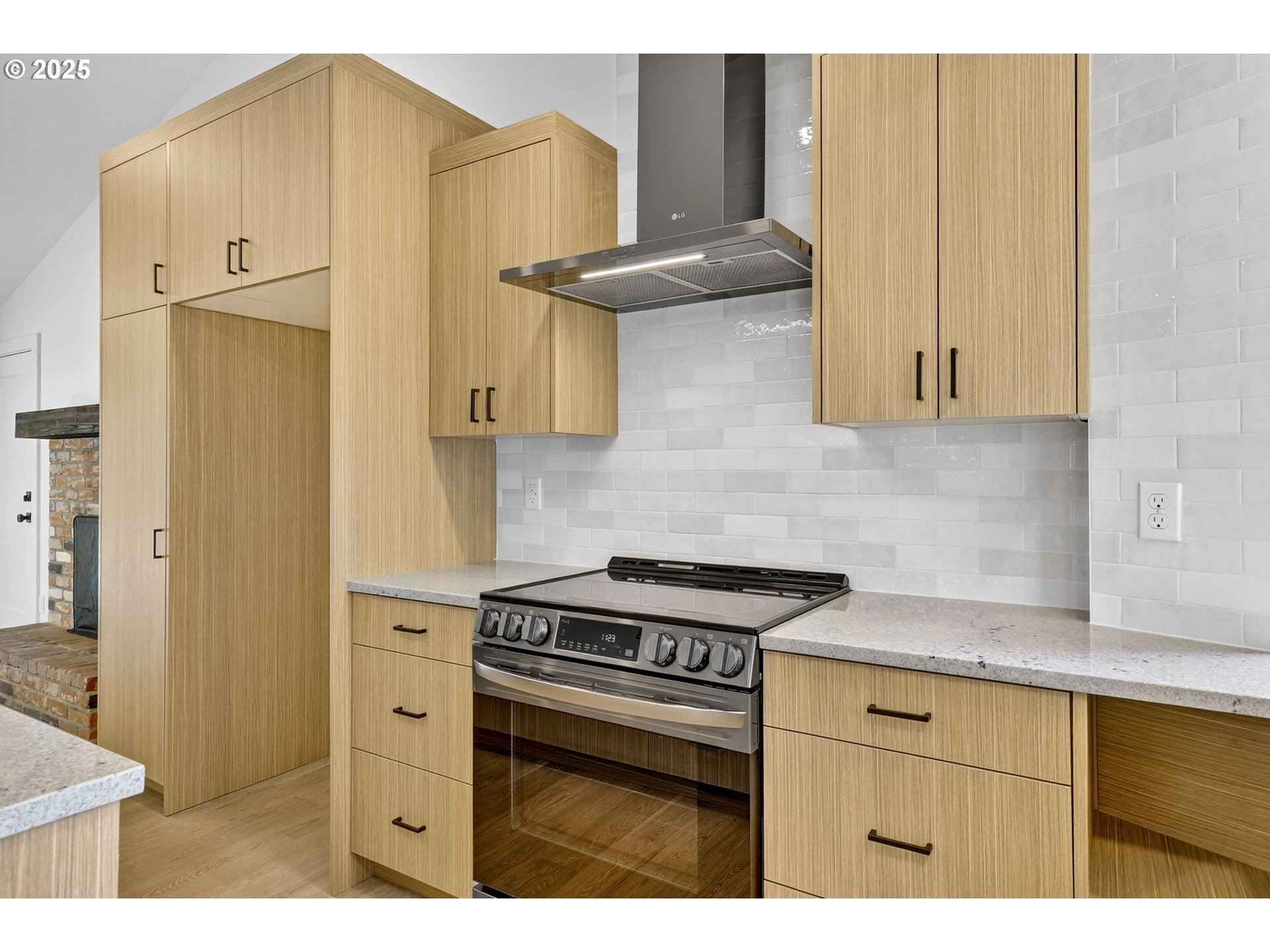 property viewer photo 21