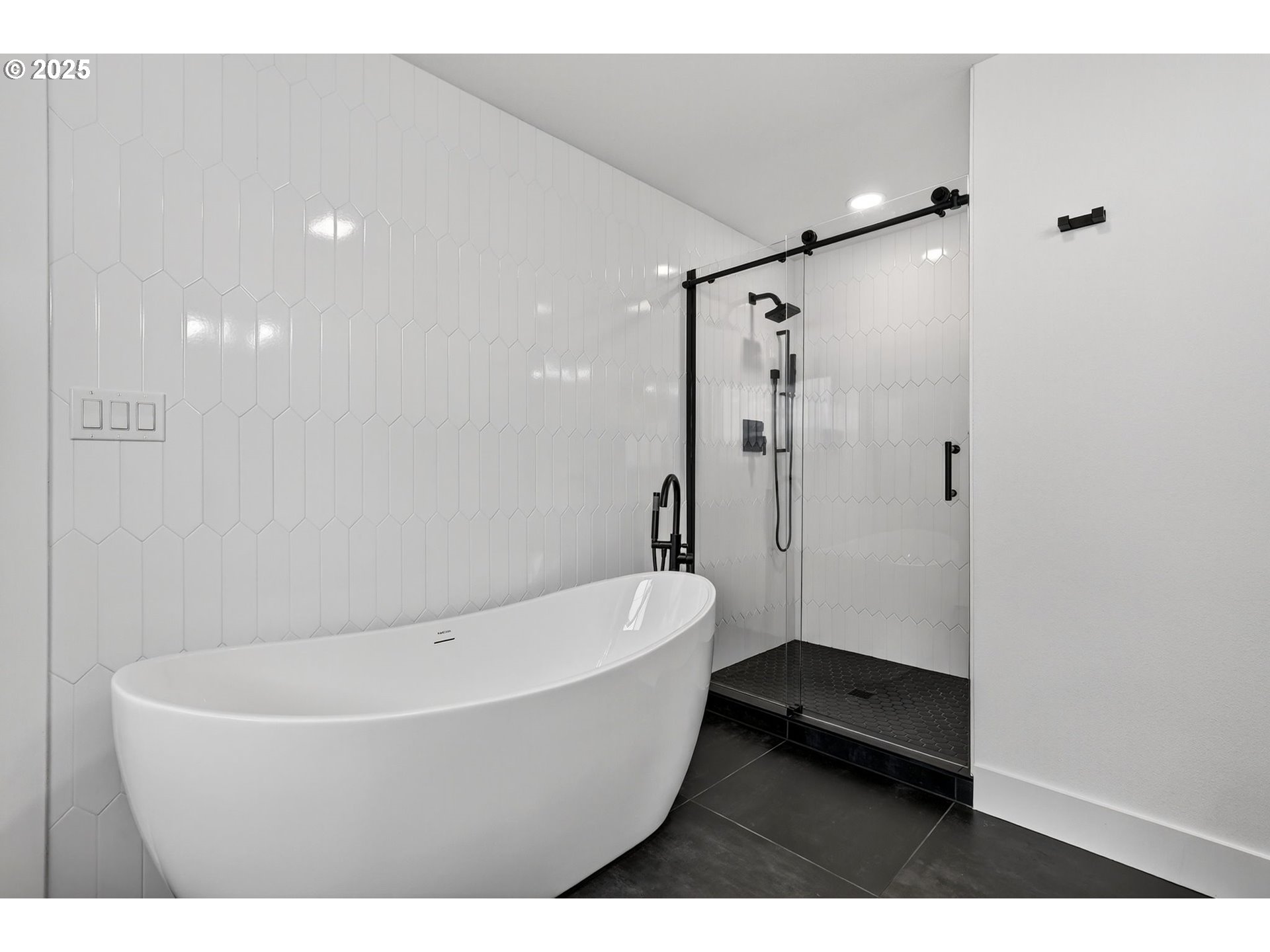 property viewer photo 27