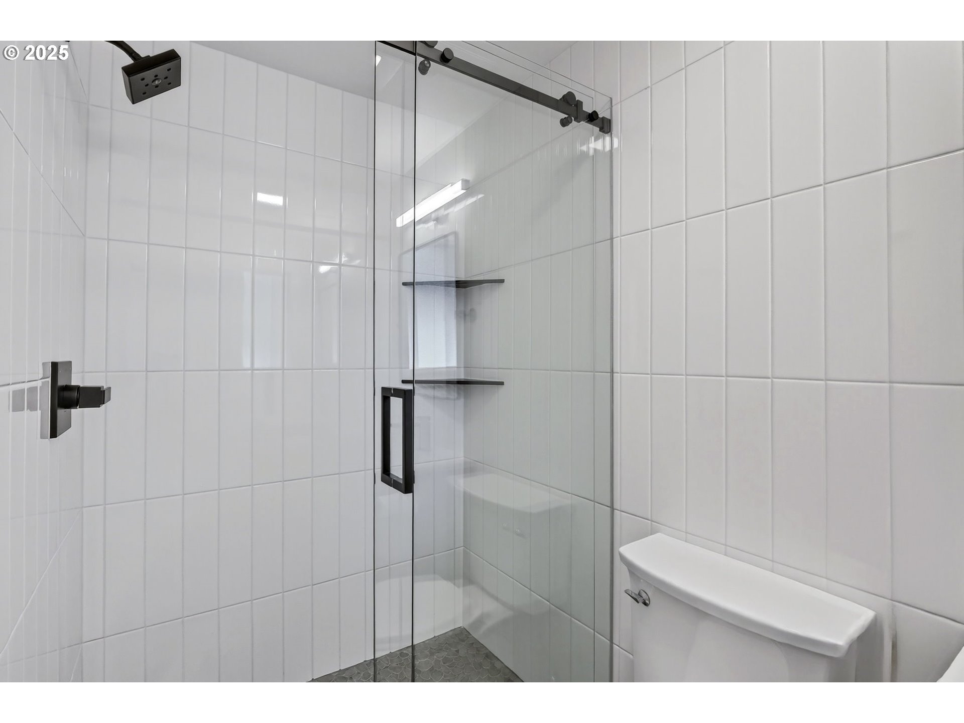 property viewer photo 33