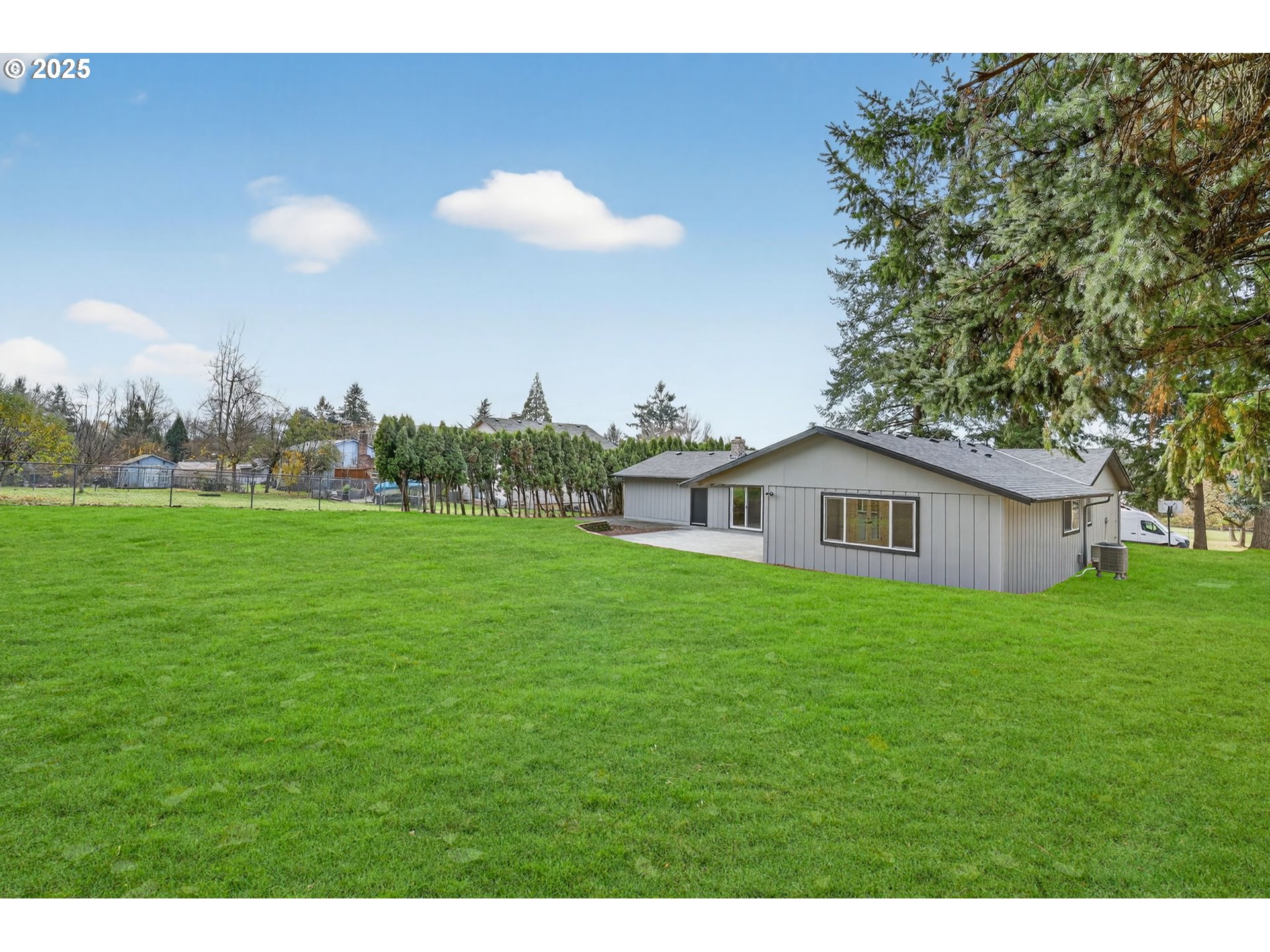 property viewer photo 43