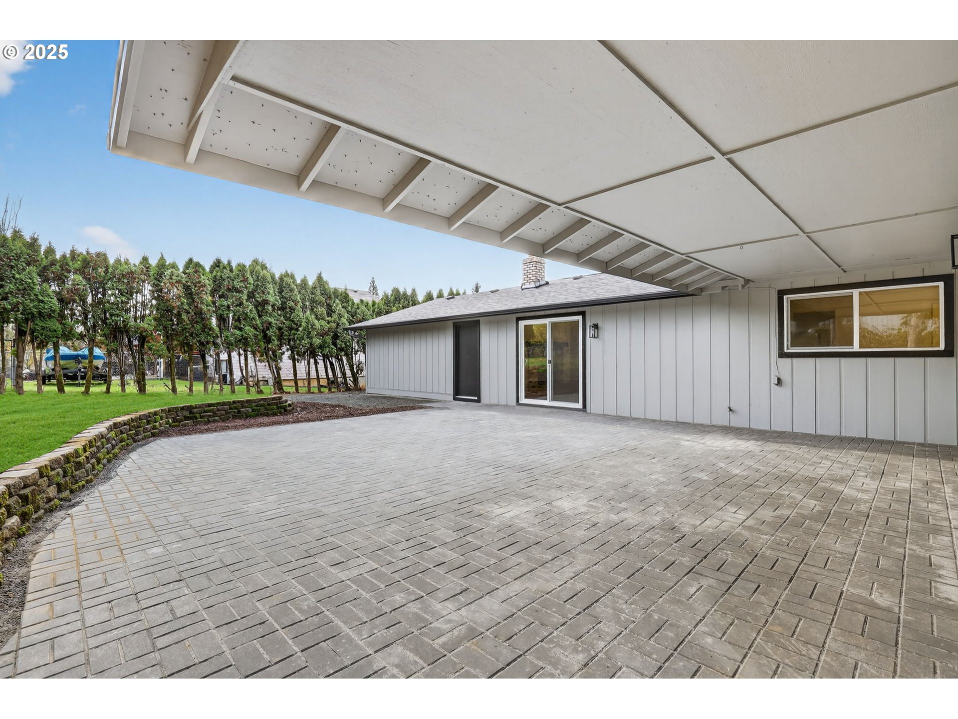 property viewer photo 46