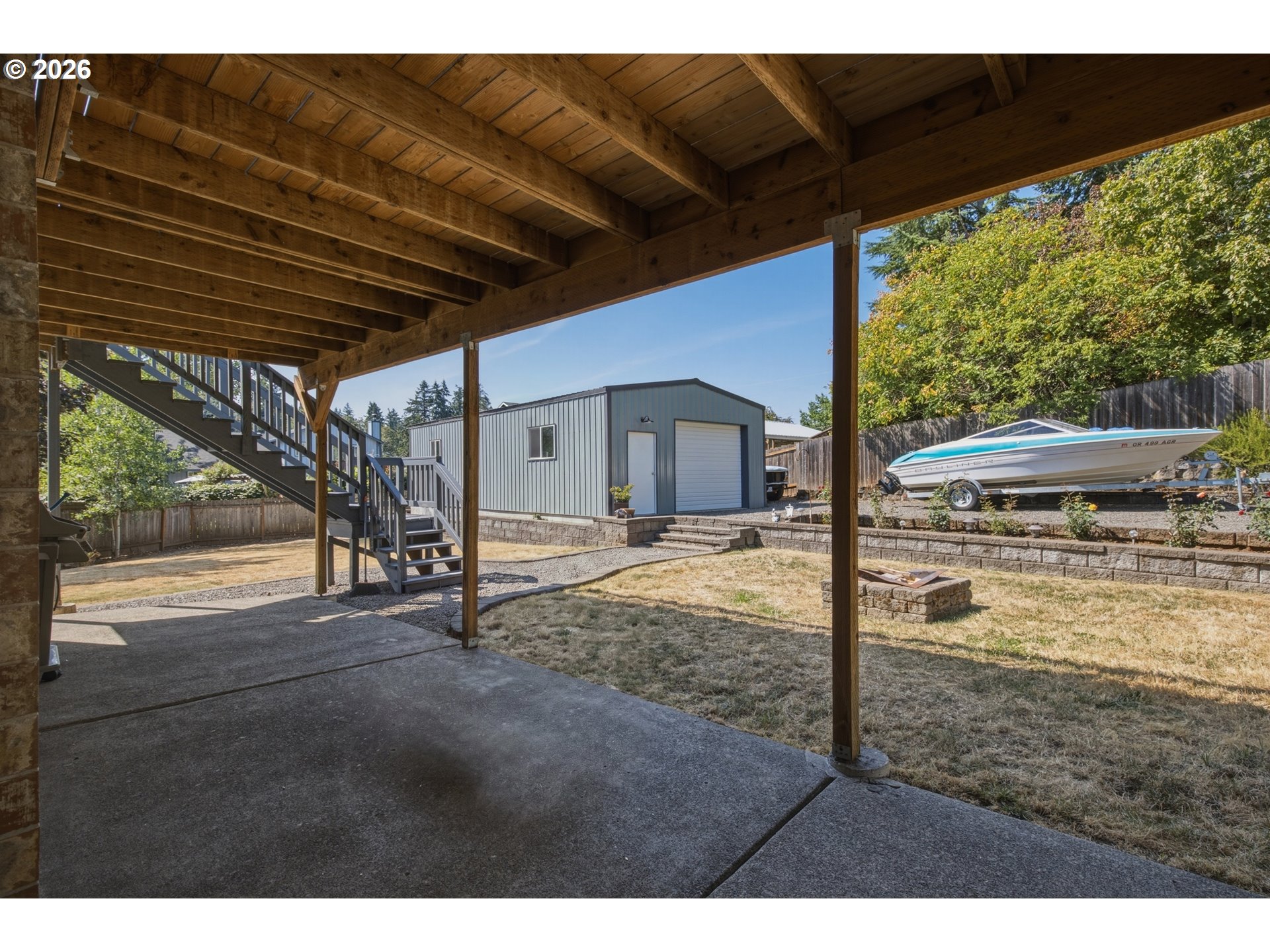 main property photo 32