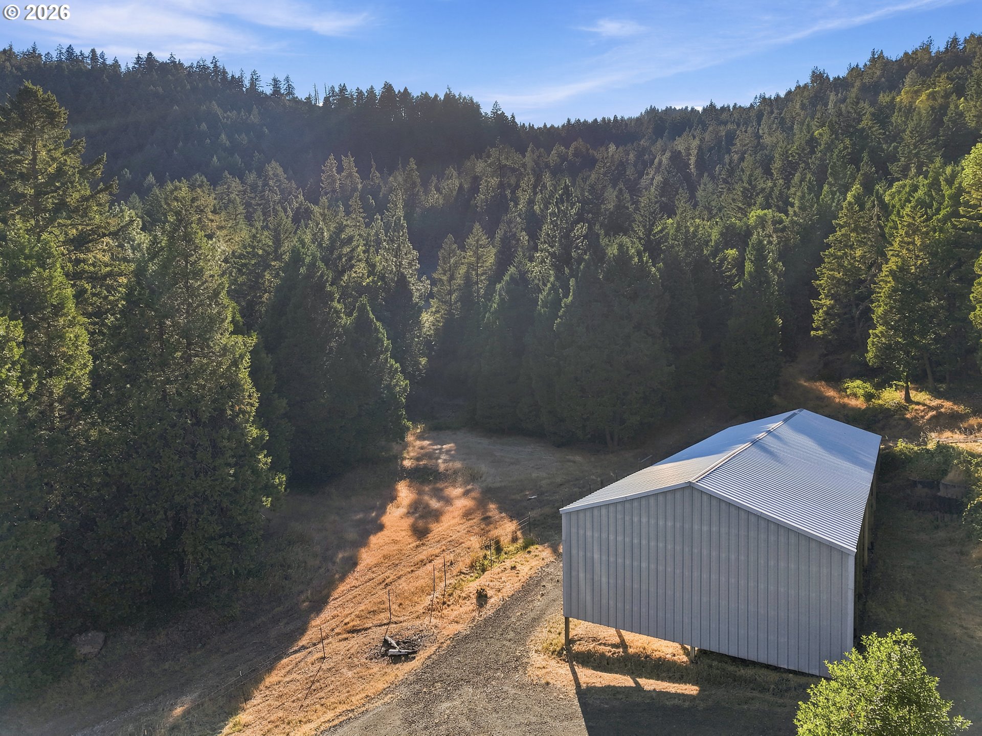 main property photo 30