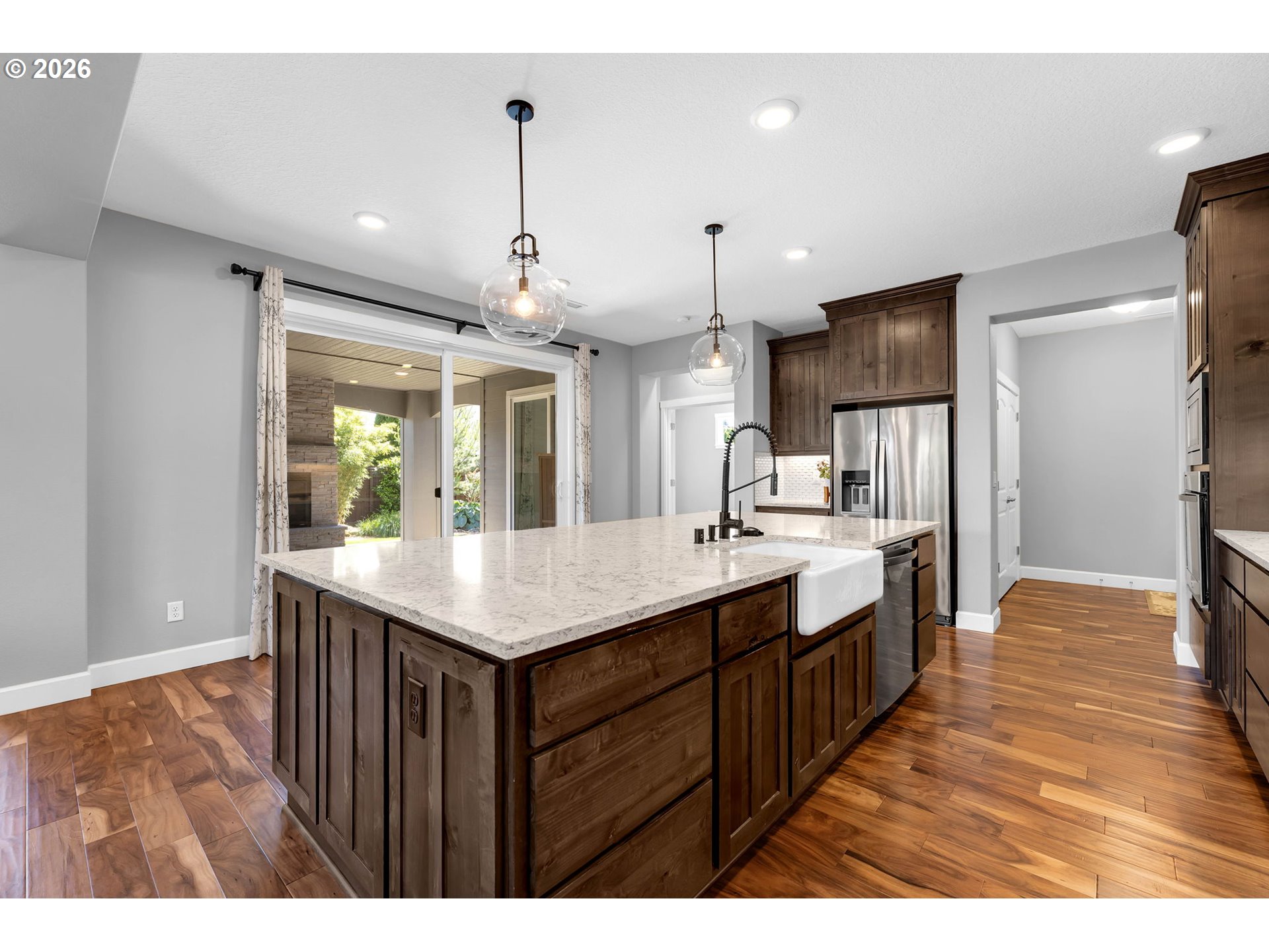 property viewer photo 15