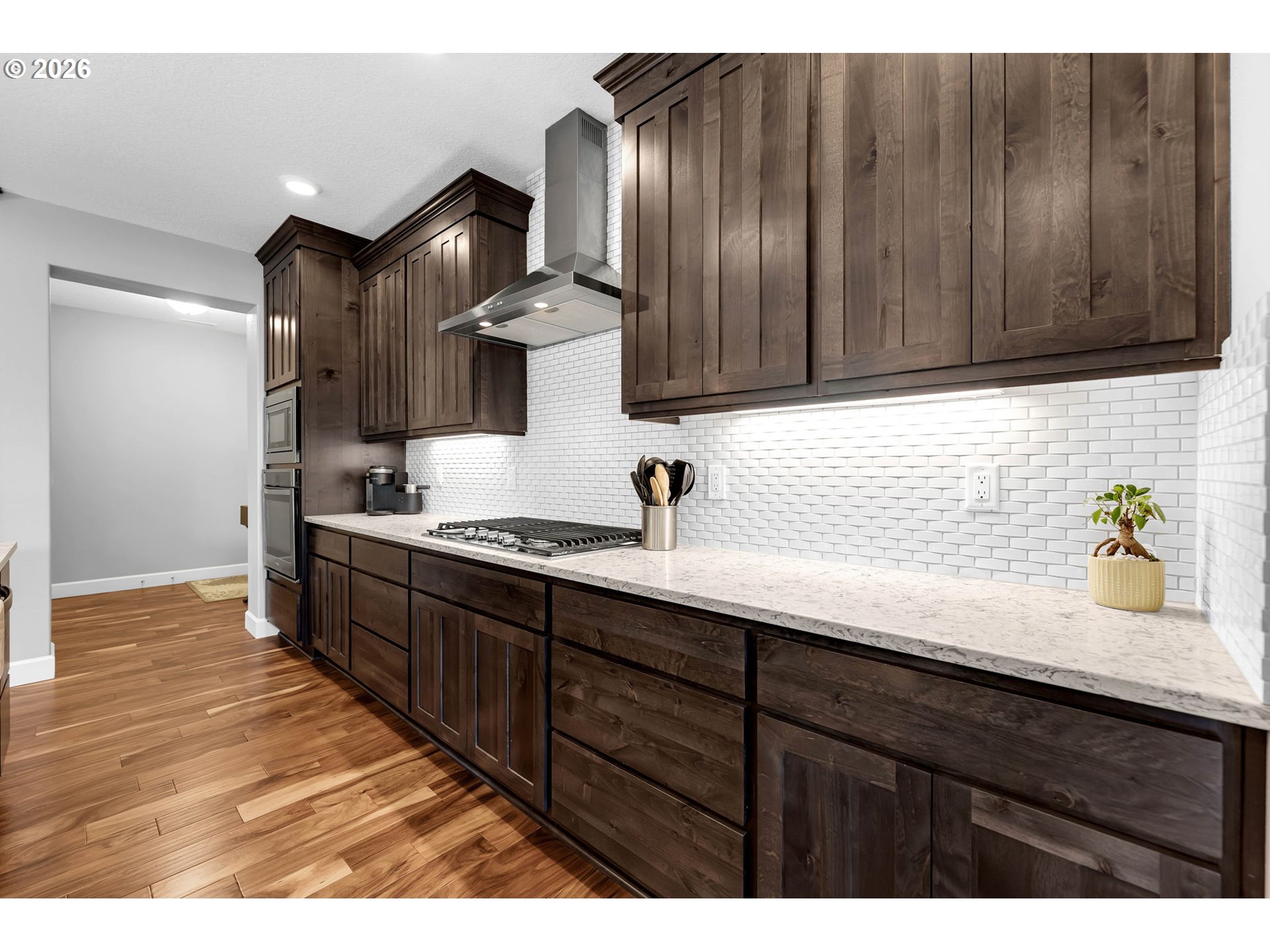 property viewer photo 16