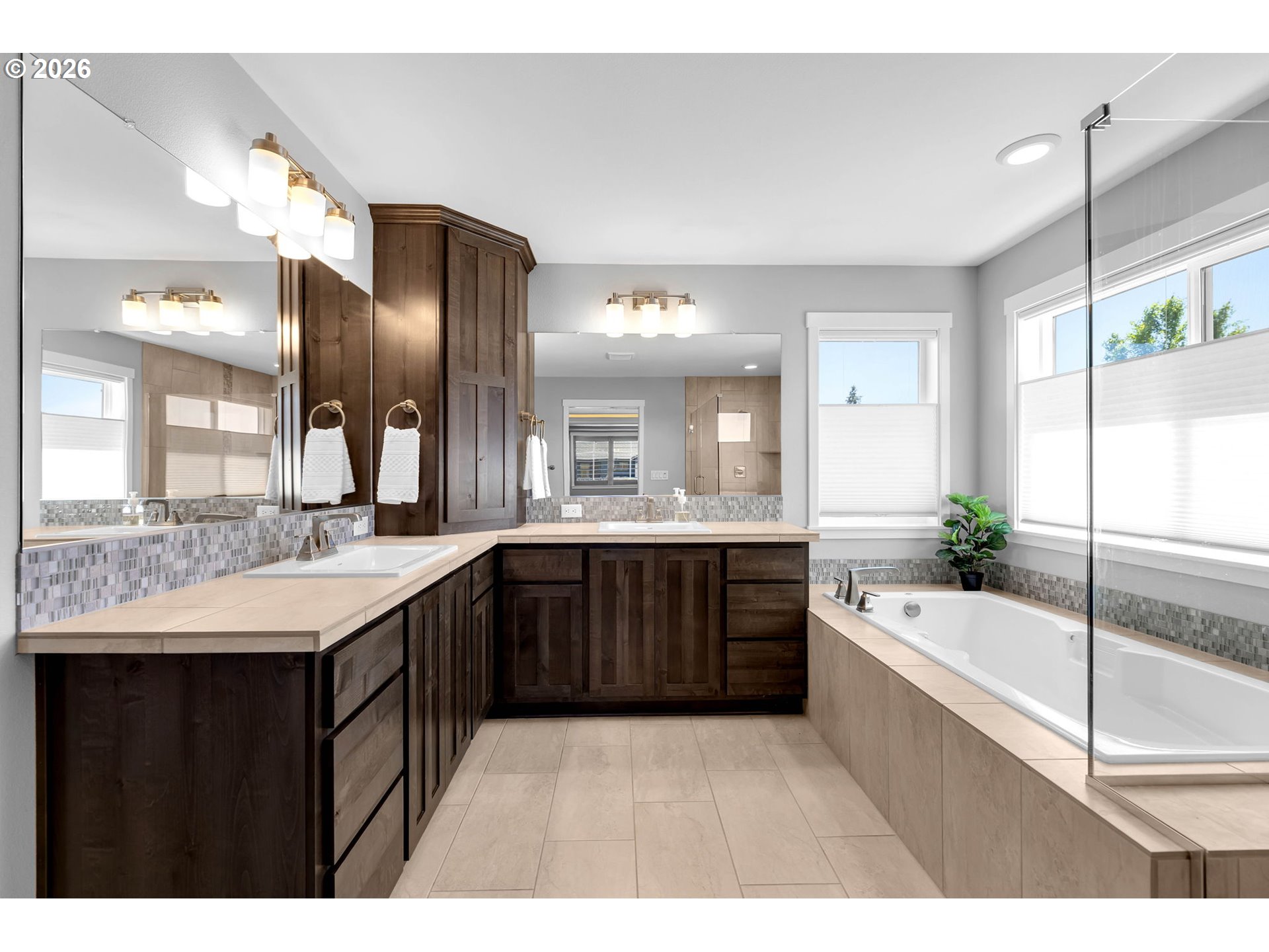 property viewer photo 28