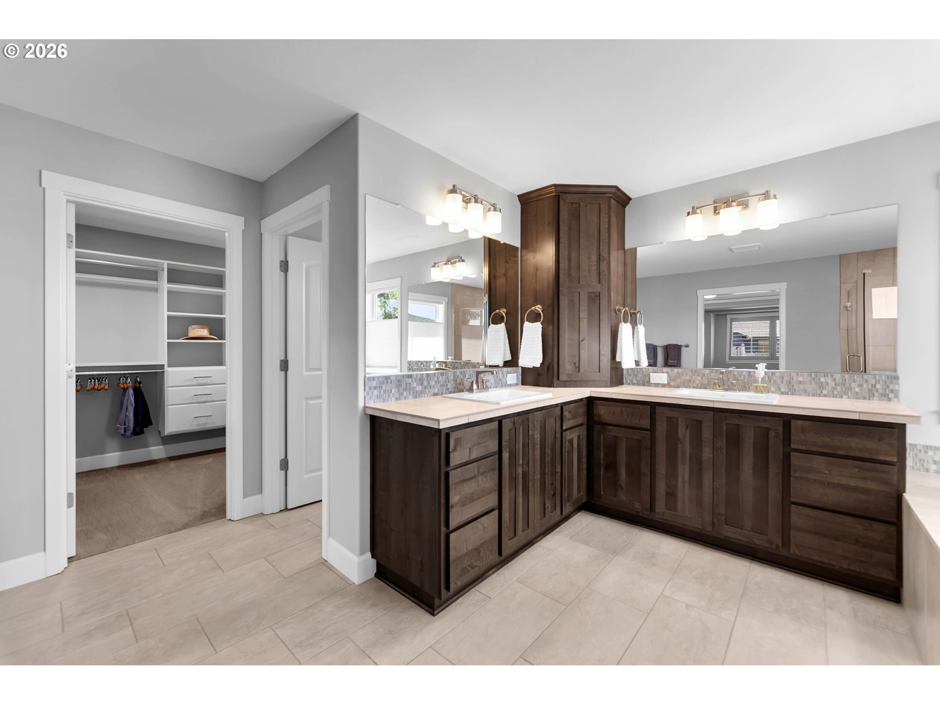property viewer photo 29