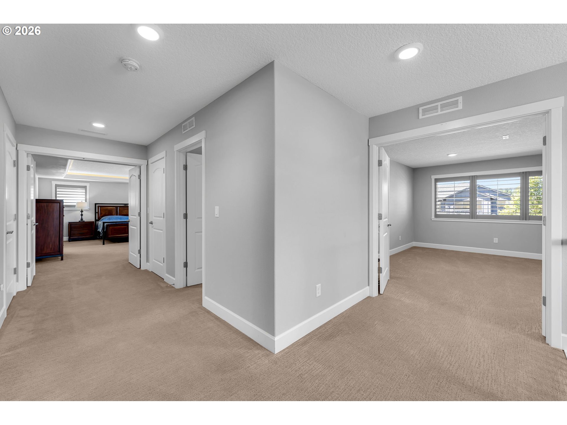 property viewer photo 31