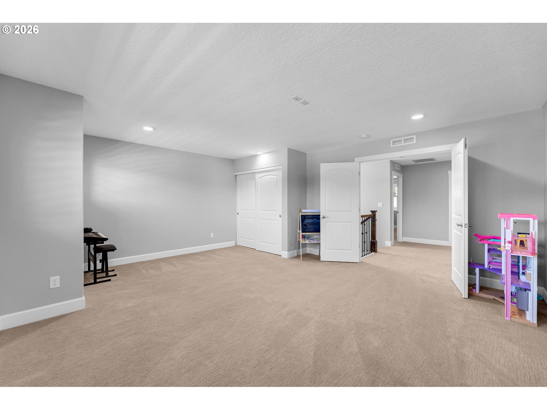 property viewer photo 33