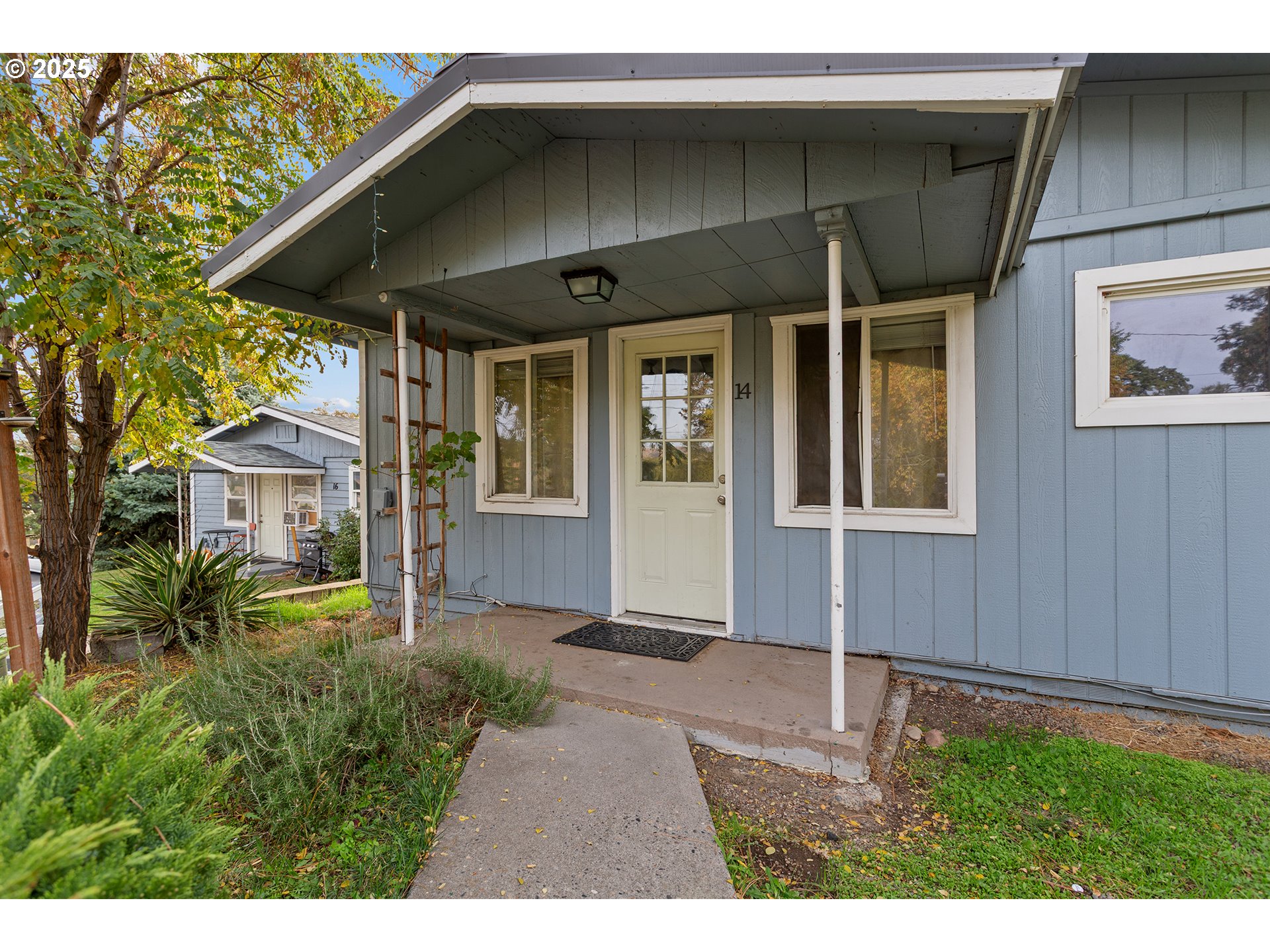 main property photo 21