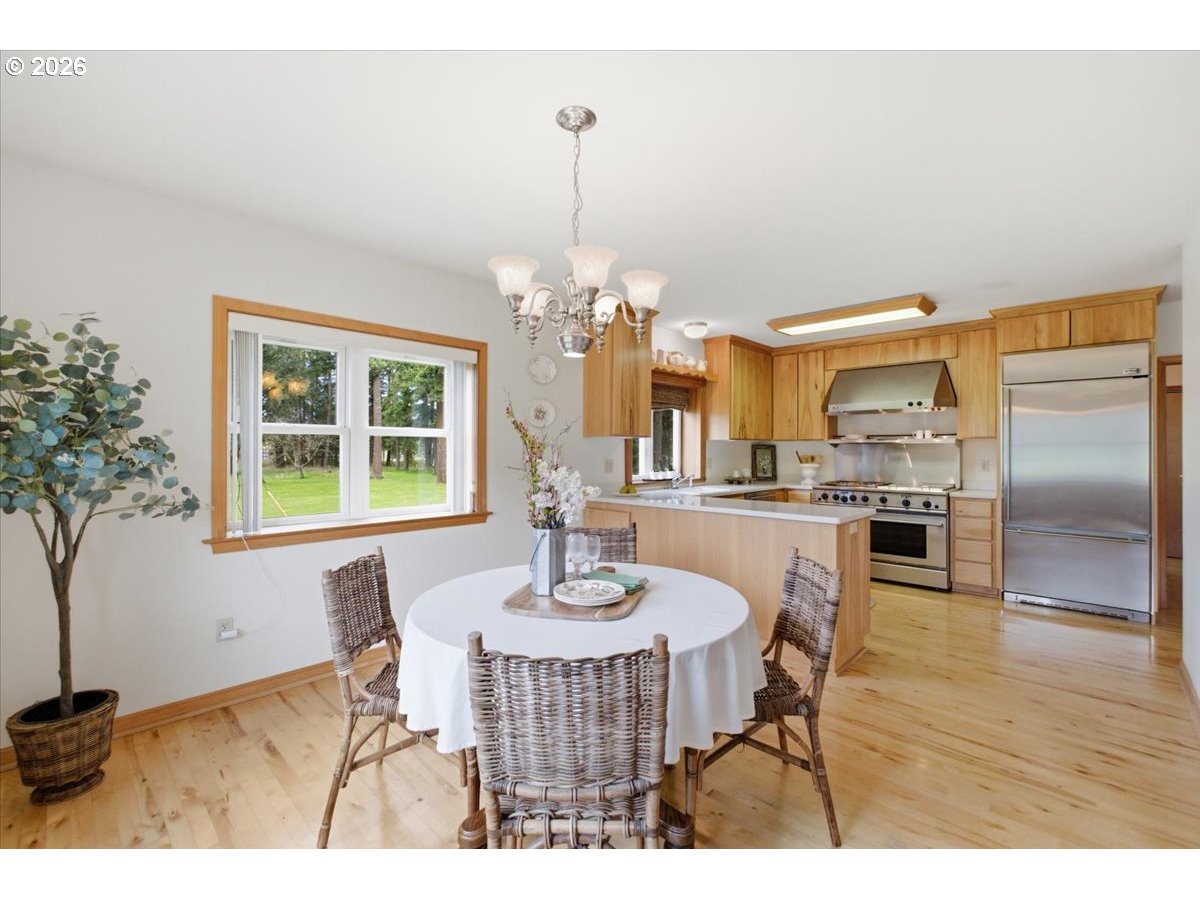 main property photo 16