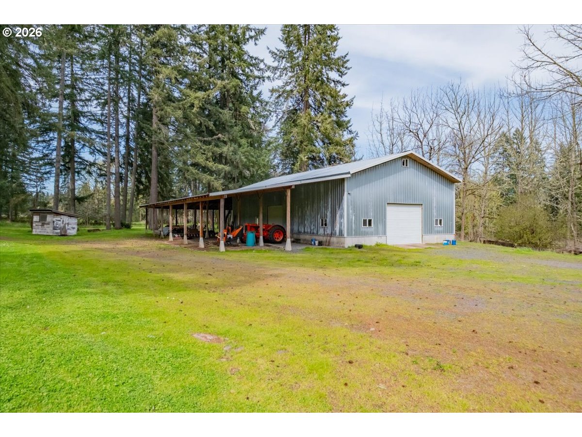 main property photo 33