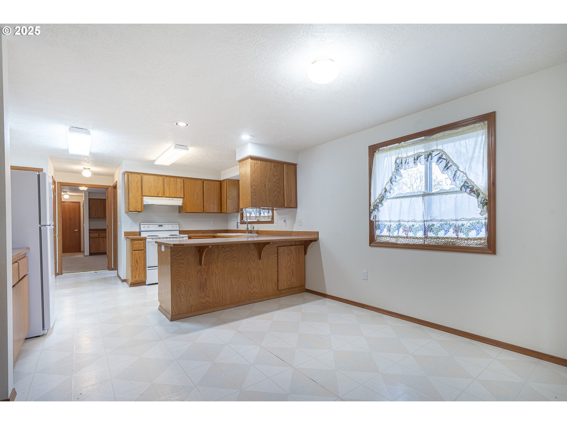 property viewer photo 4