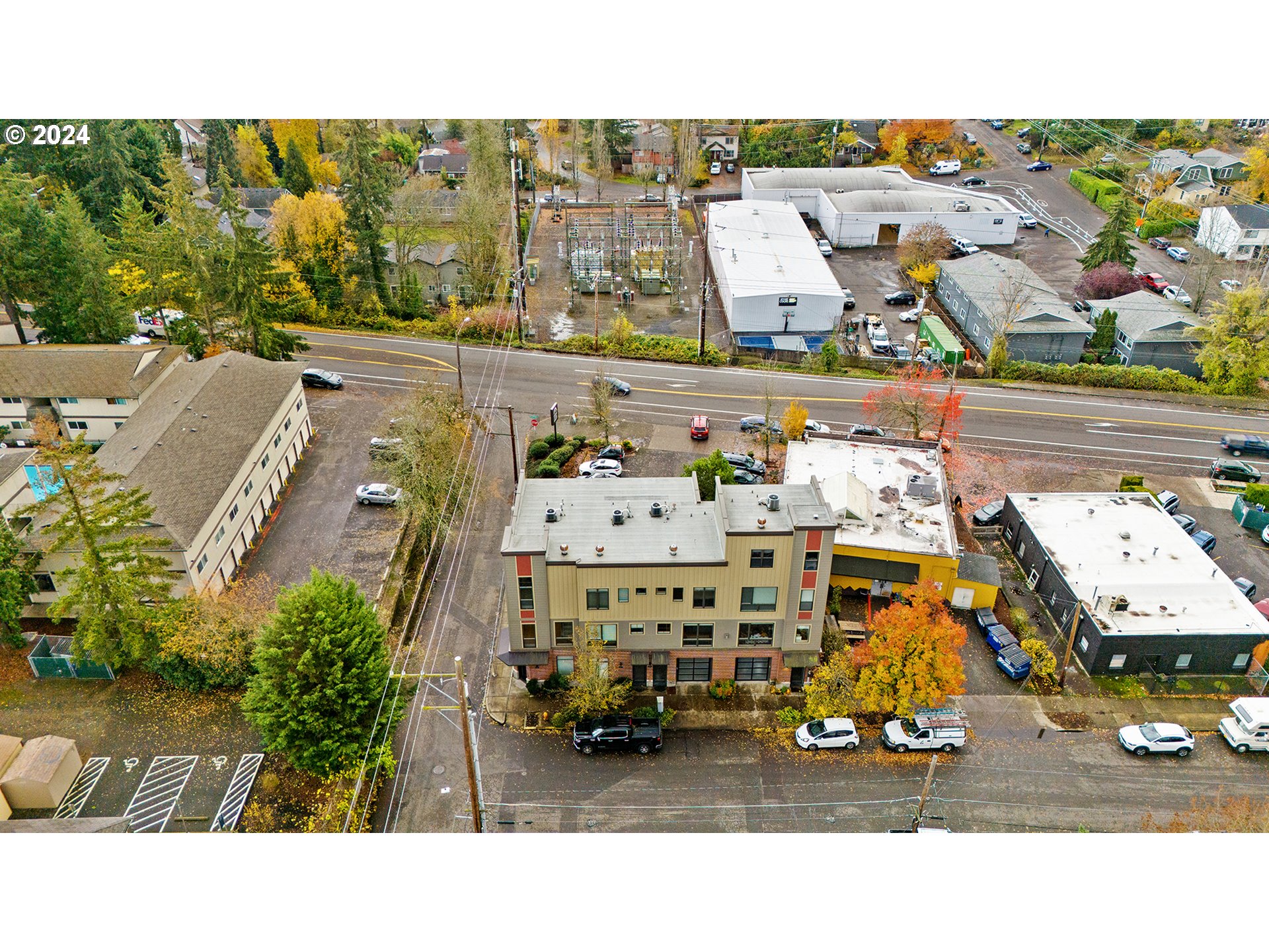 main property photo 45