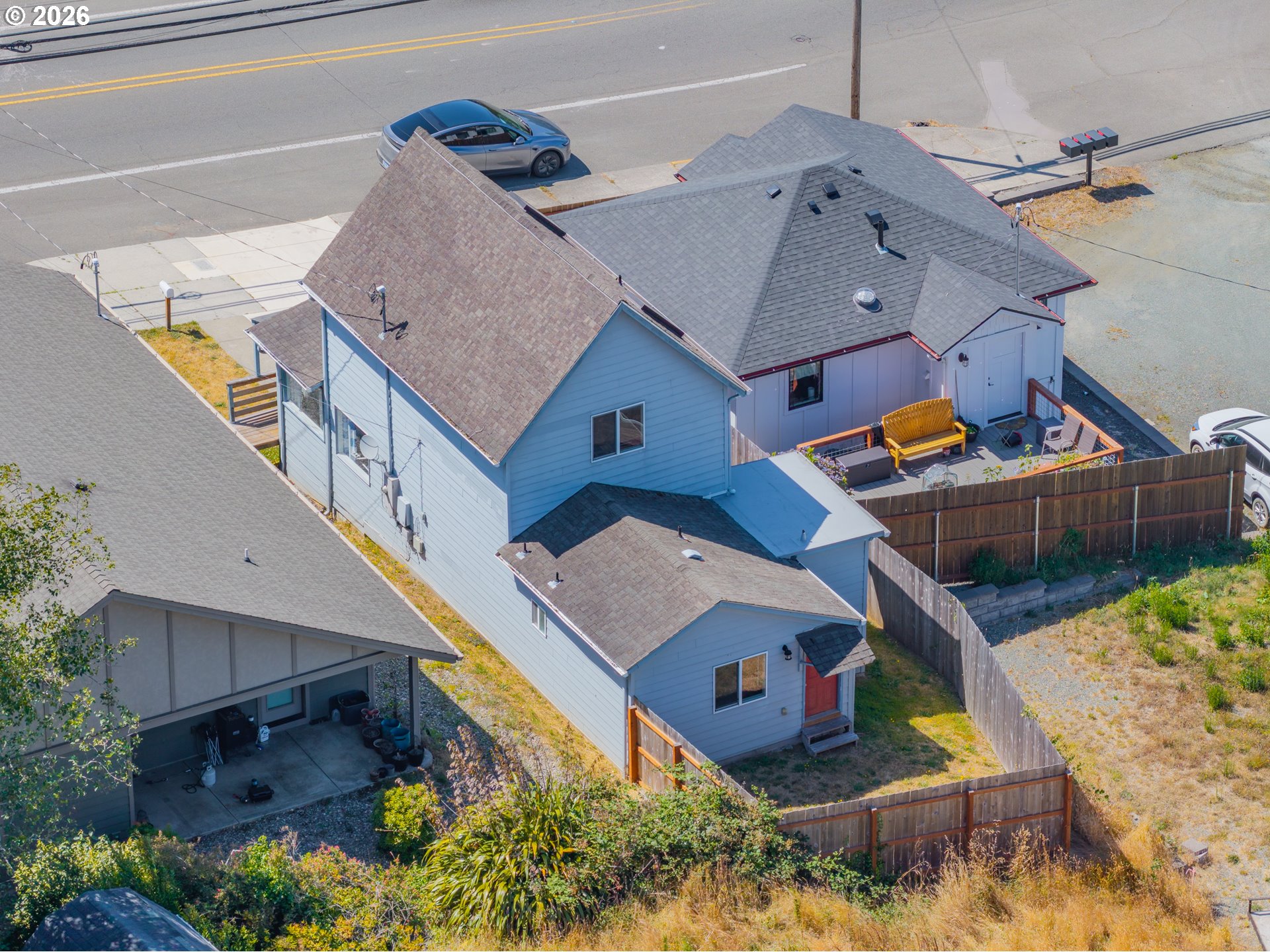 main property photo 38