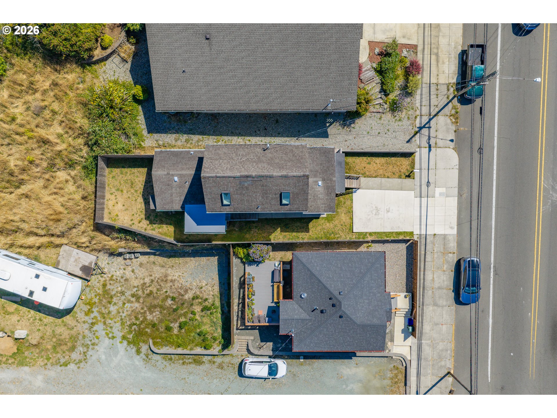 main property photo 40