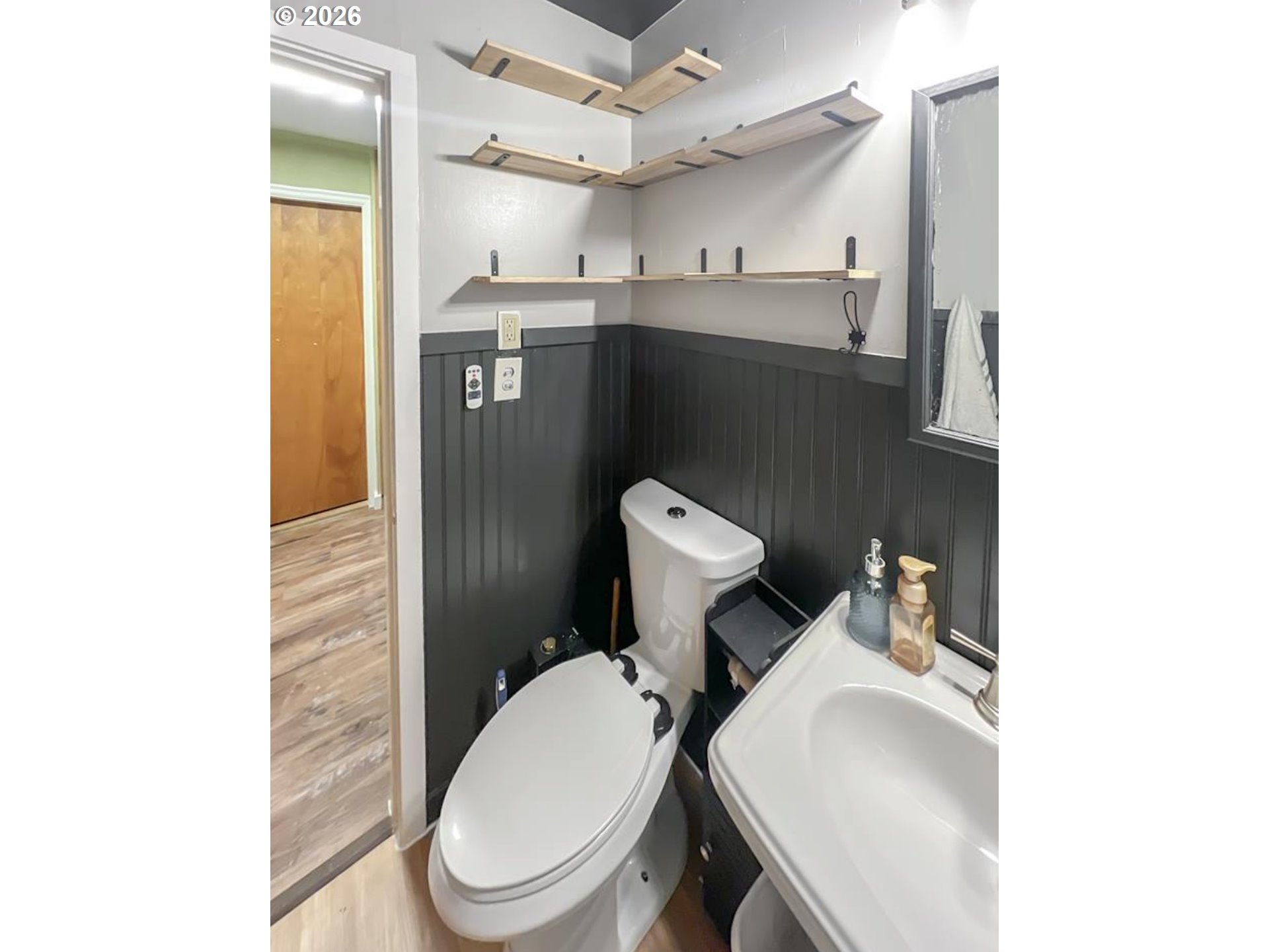 main property photo 15