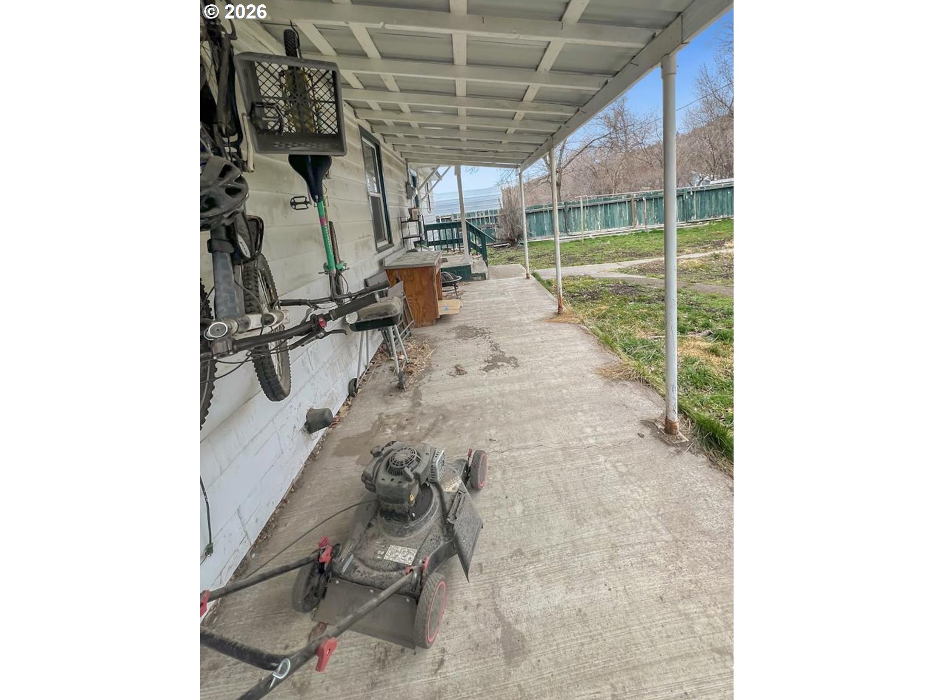 main property photo 19