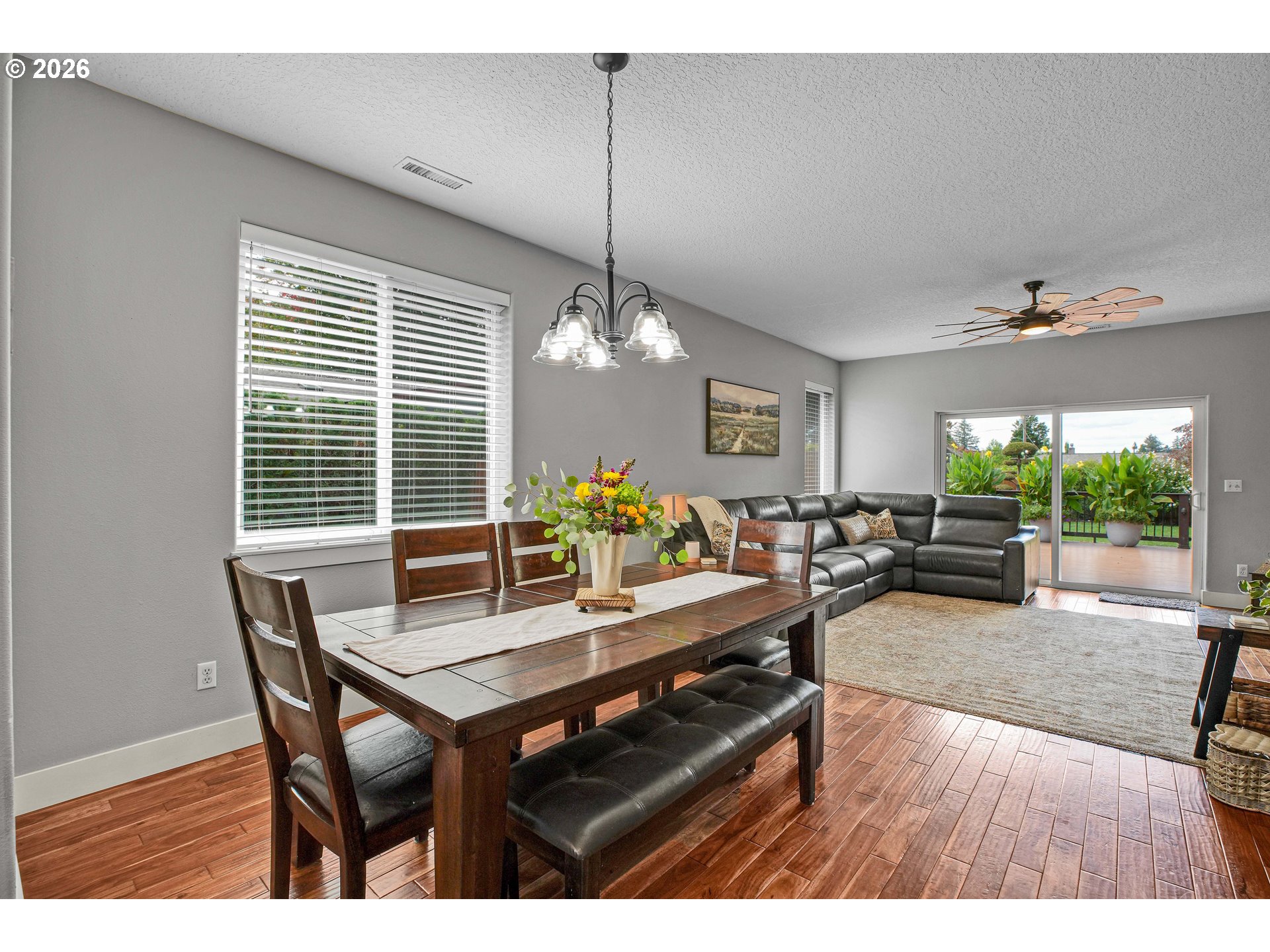 property viewer photo 13