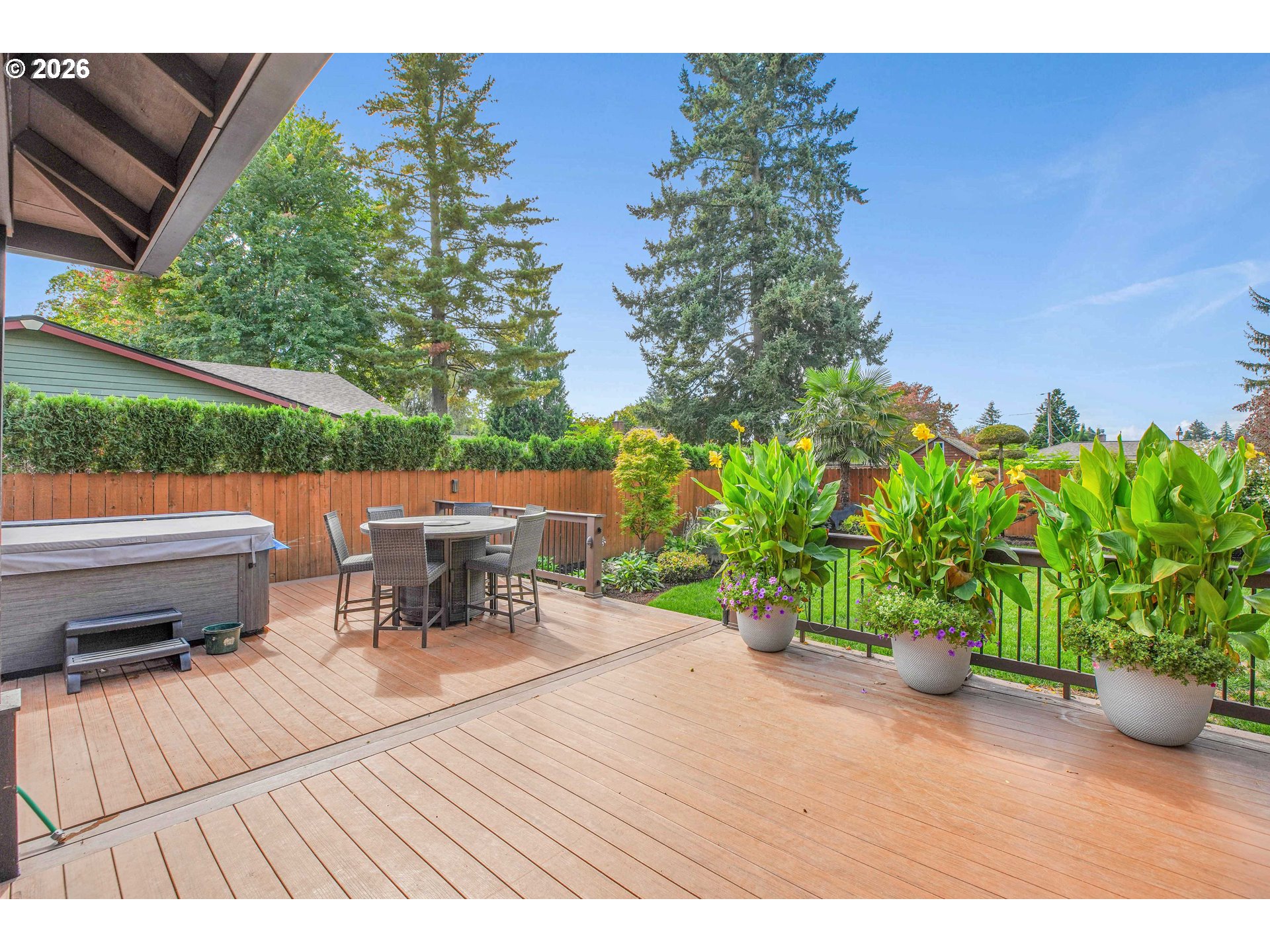 property viewer photo 19